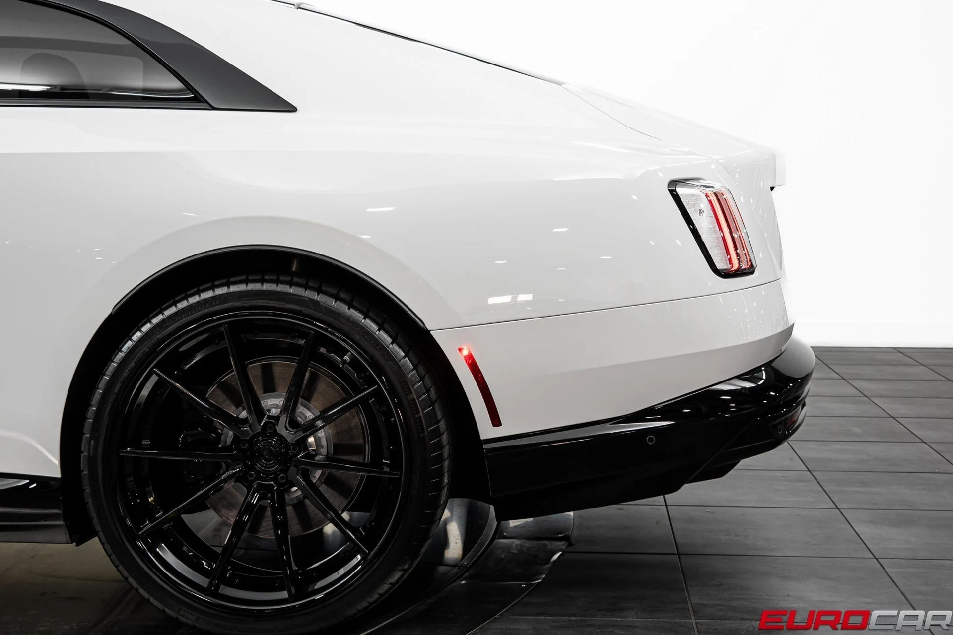 mph013_1198284073_image_14_135bf4587a