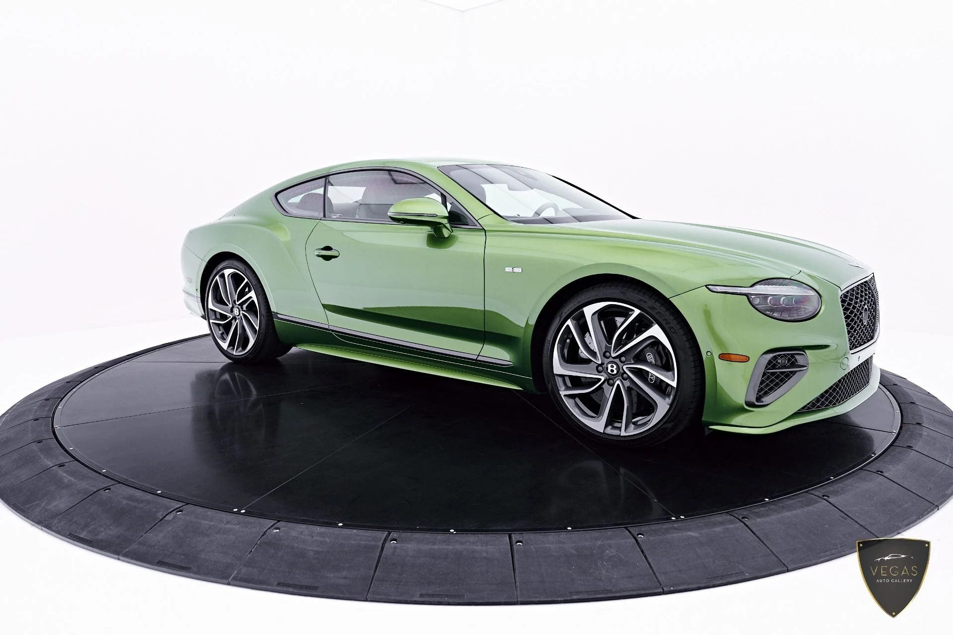 mph013_120623127_Used_2025_Bentley_Continental_GT_Speed_1782522176_9c951602b8