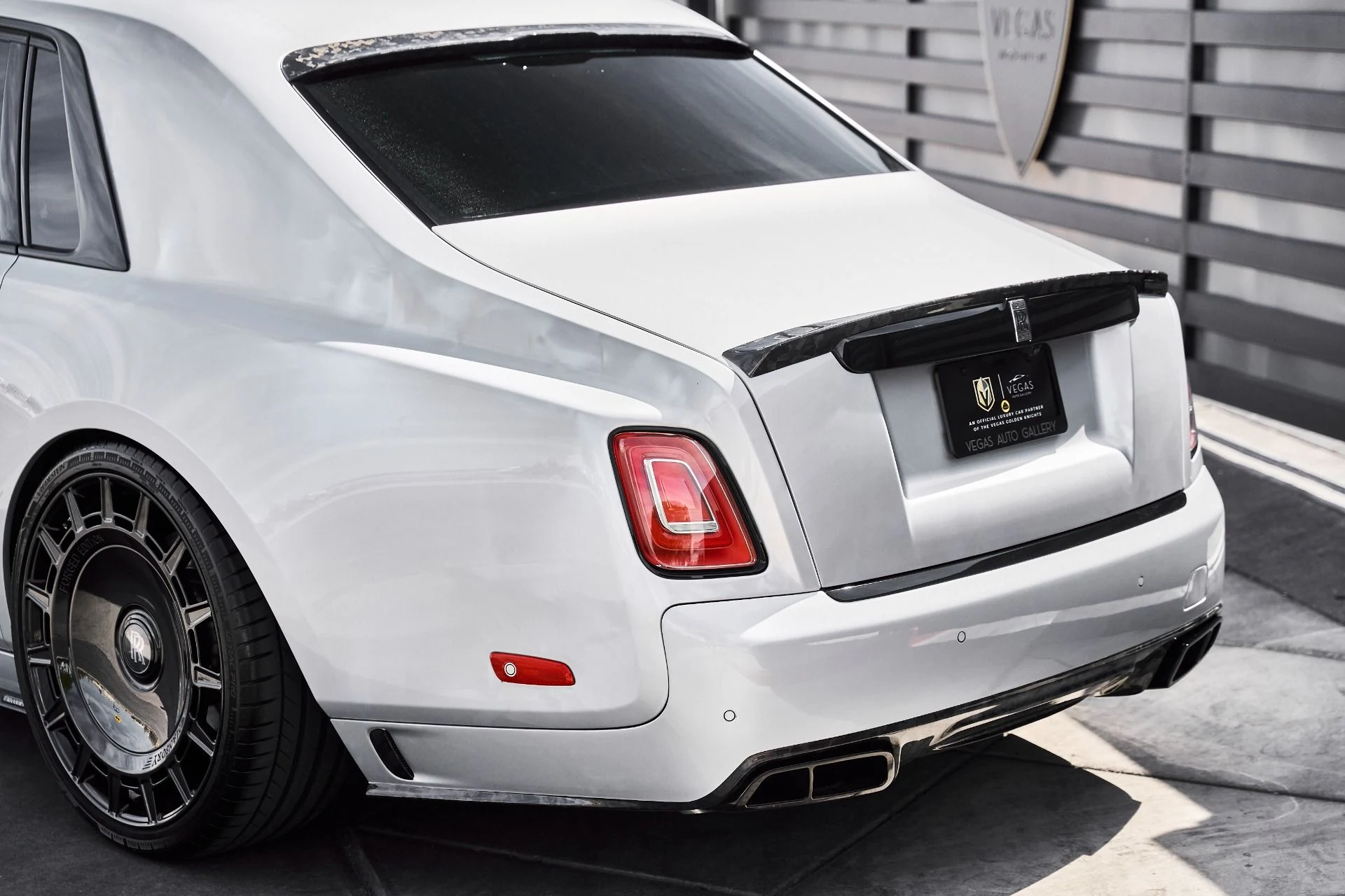 mph013_1210706125_Used_2024_Rolls_Royce_Phantom_Base_1778172875_7bbd5266f2