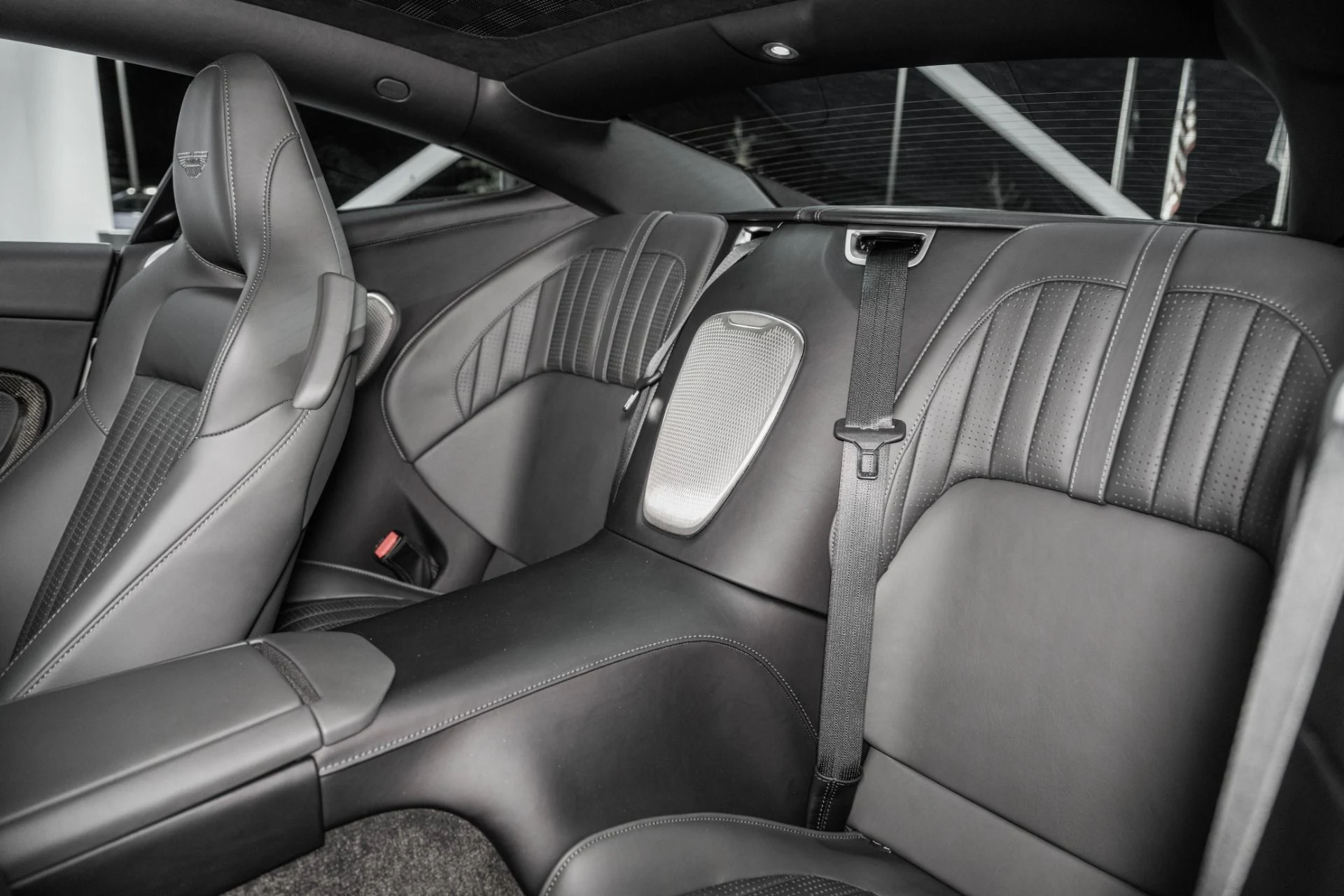 mph013_1210786199_New_2026_Aston_Martin_DB_12_Gold_Finger_V8_1764191230_f06e704943