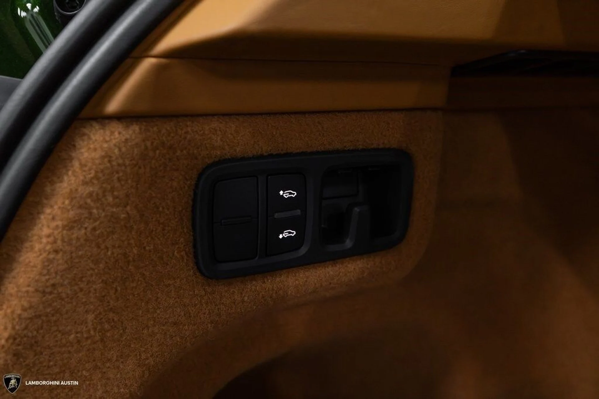 mph013_1218886059_73ee64ddb3f795fa83afa56a983575e5x_925aada67b