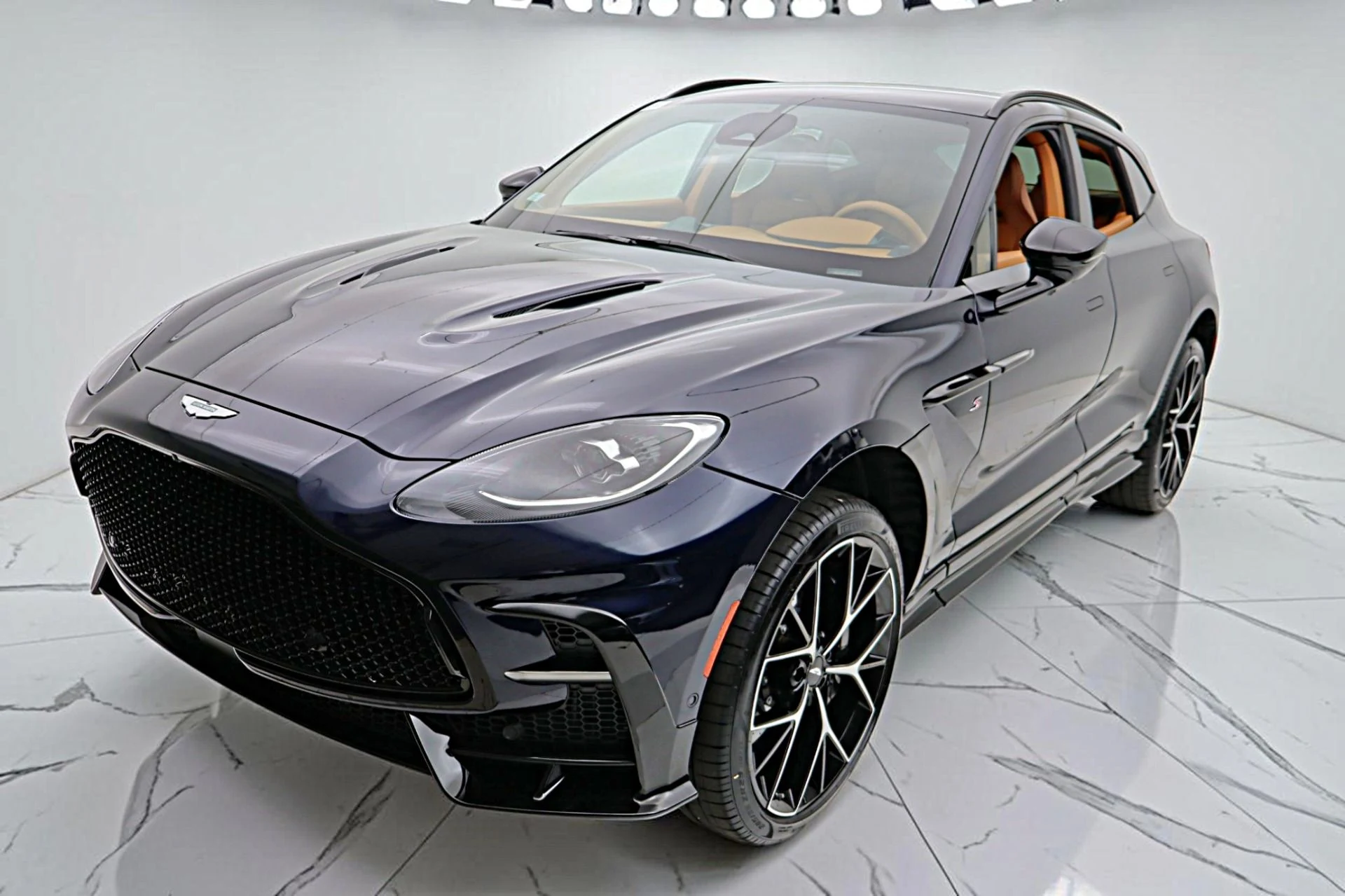 mph013_1220682327_New_2026_Aston_Martin_DBX_S_4150eb5db7