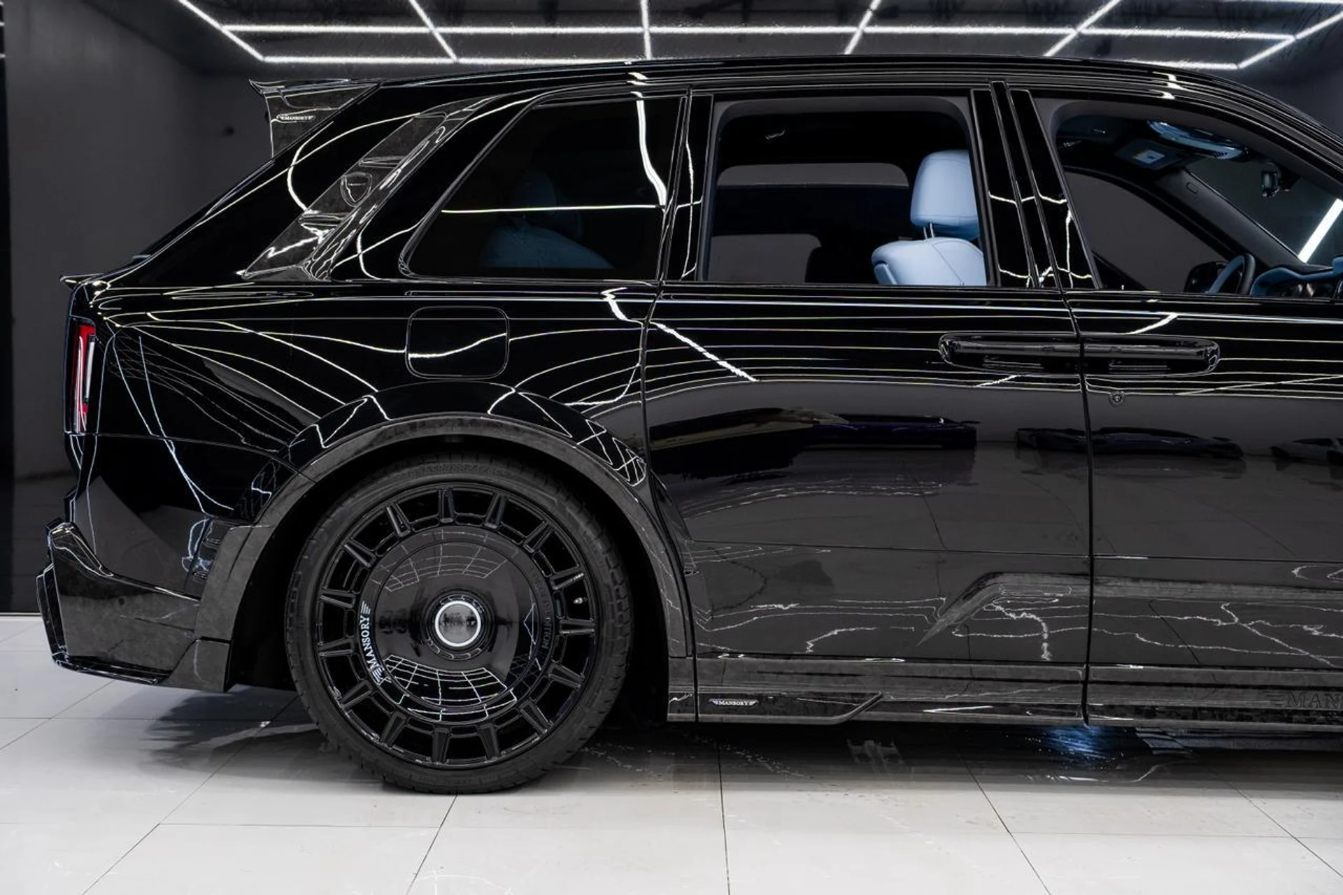 mph013_1225493216_1c60ce03799994841a90c126f47415ec_35b1611607