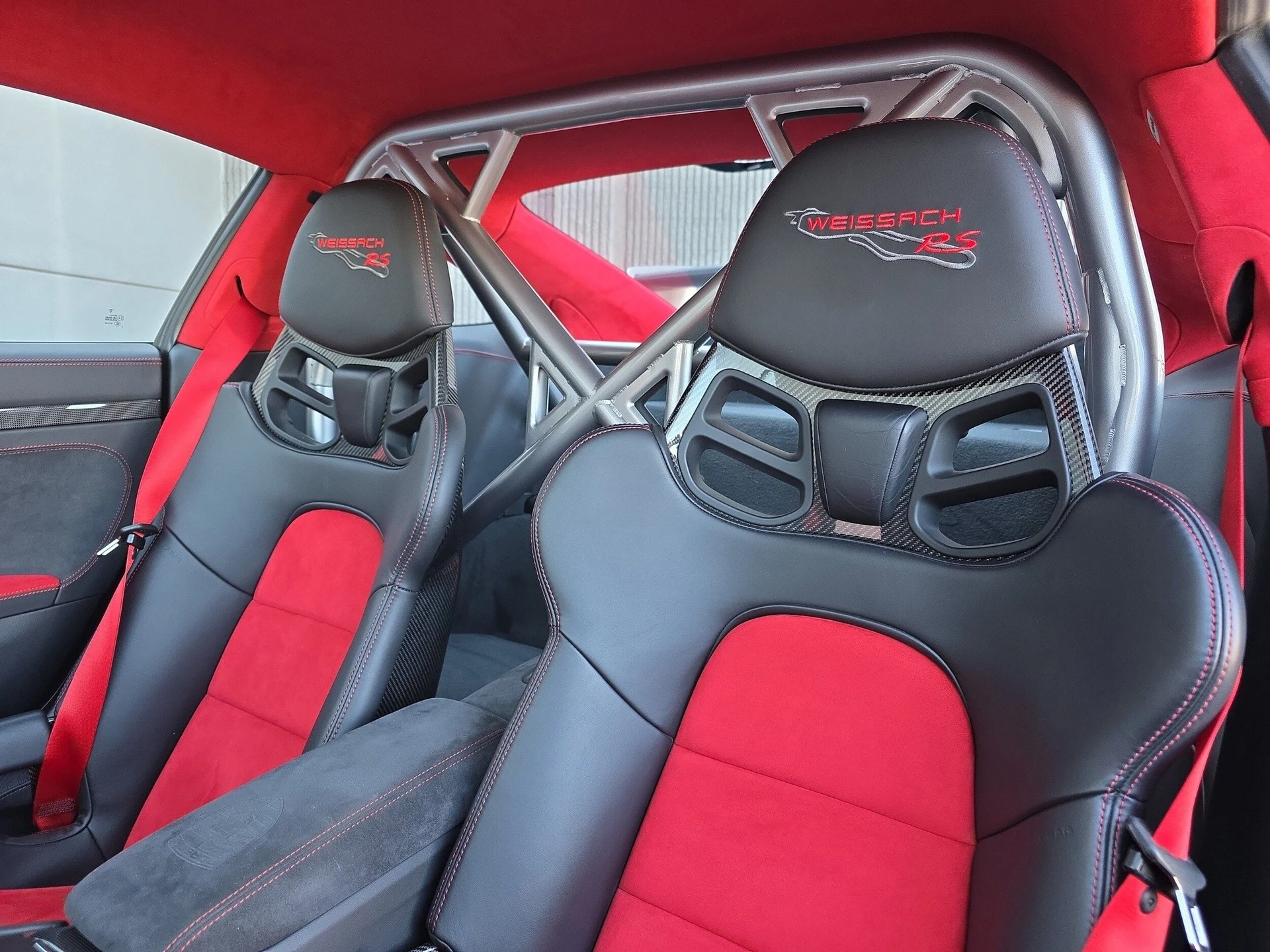 mph013_1232557820_adc7399596cbf09fe6a82bd59502e79bx_183936cfac