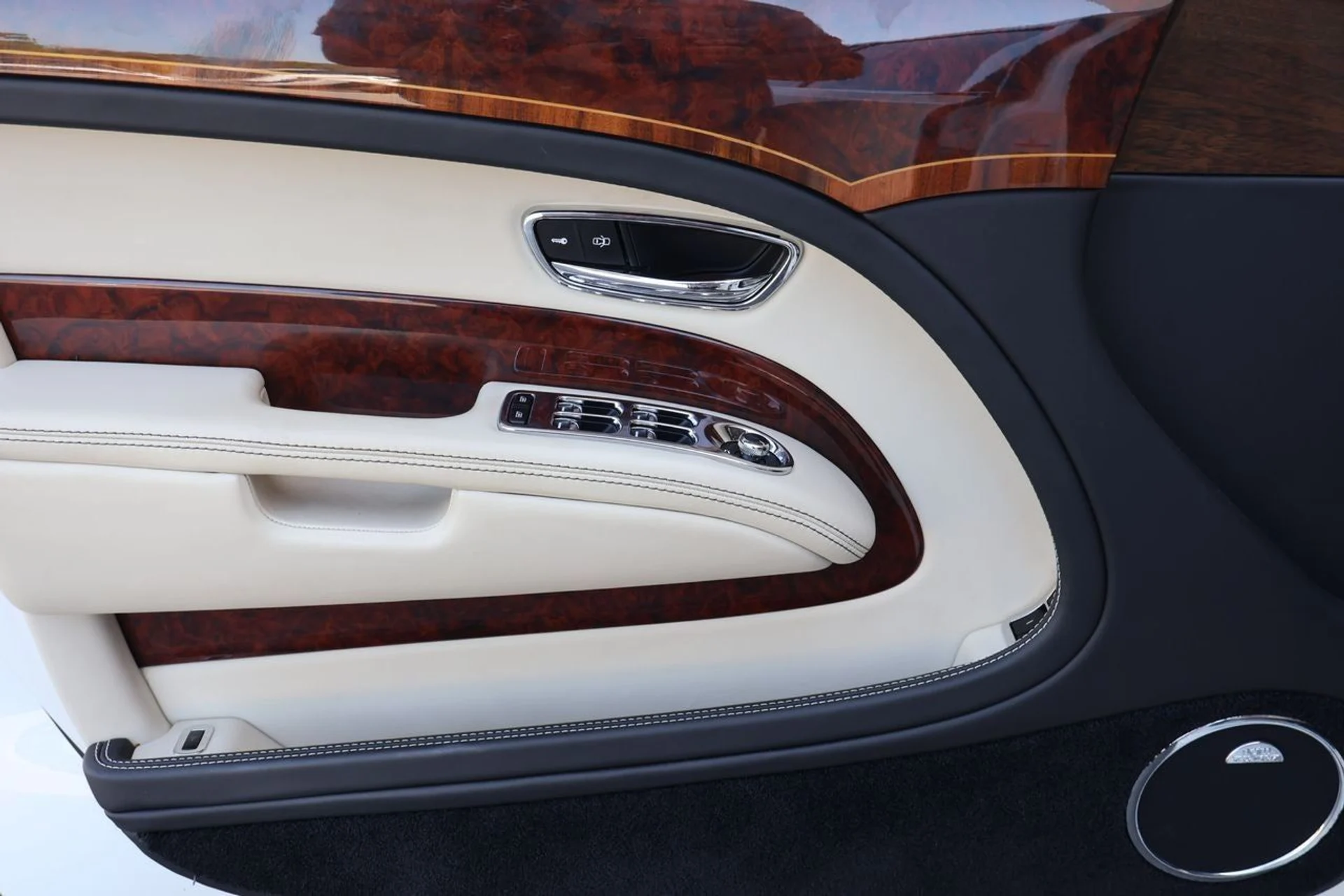 mph013_1233074389_14_e4cca3fc9c