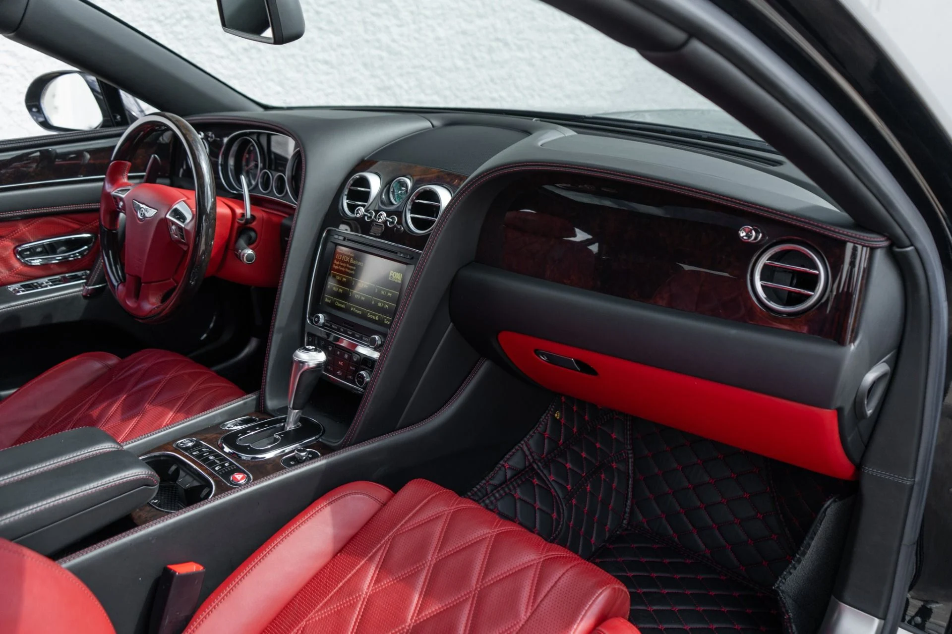 mph013_1238829606_Used_2016_Bentley_Flying_Spur_W12_1760989629_730913dd4a
