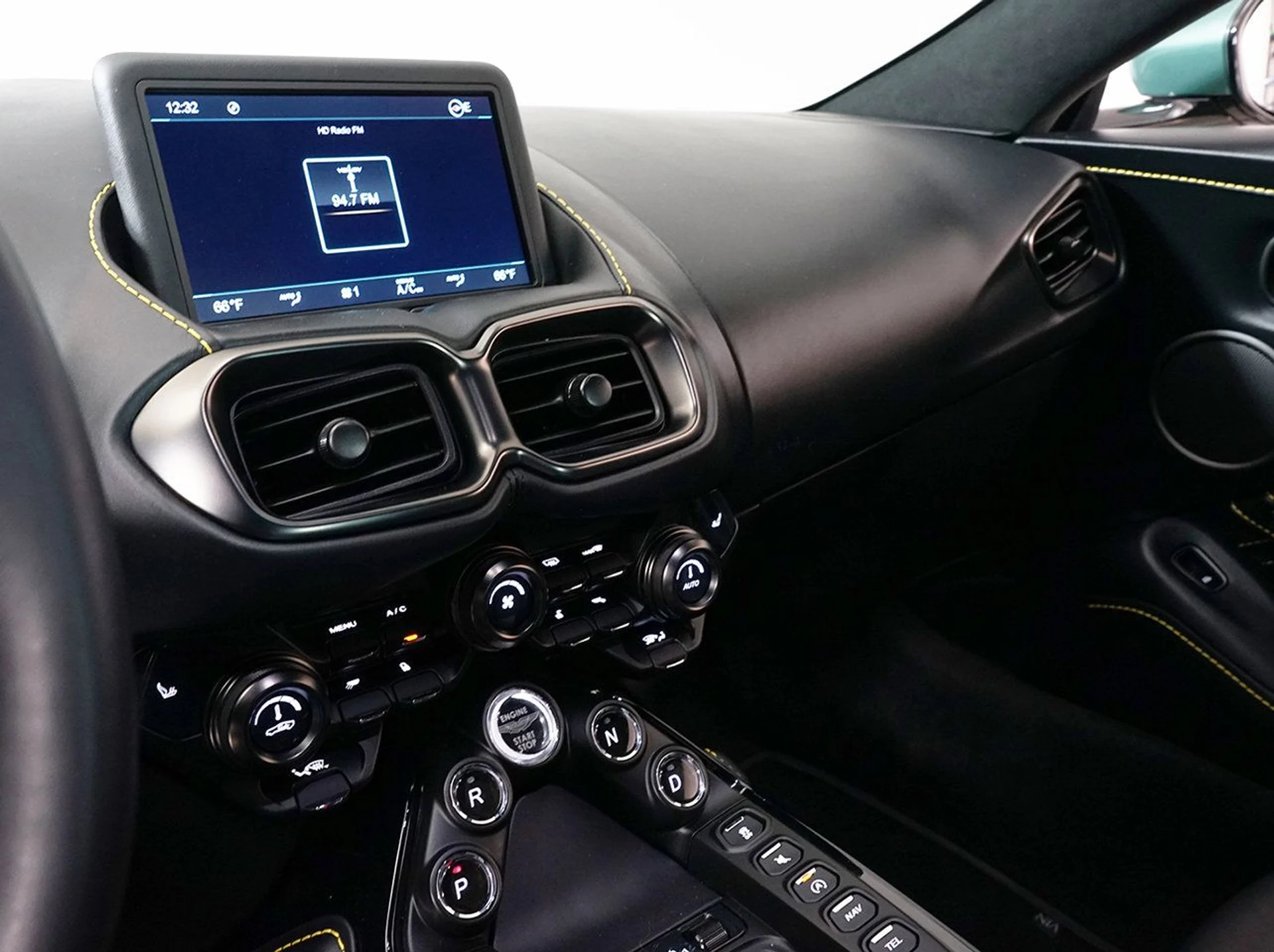 mph013_1240665366_5d7550d4c1a907c485b174cbcb04d933_f18df9b21d