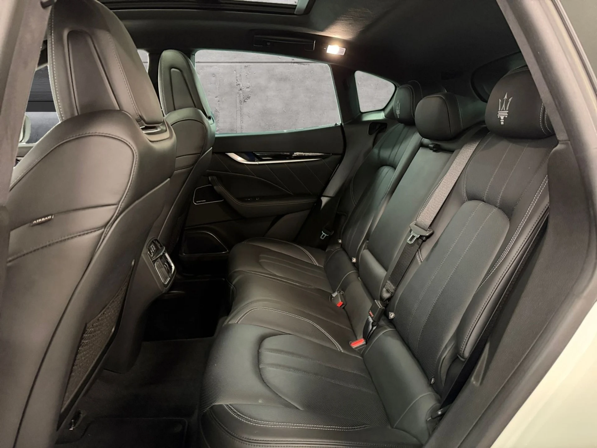 mph013_1244483420_3b4025ba_f7dc_4101_9f49_e6b60ff68def_d4644d86ff