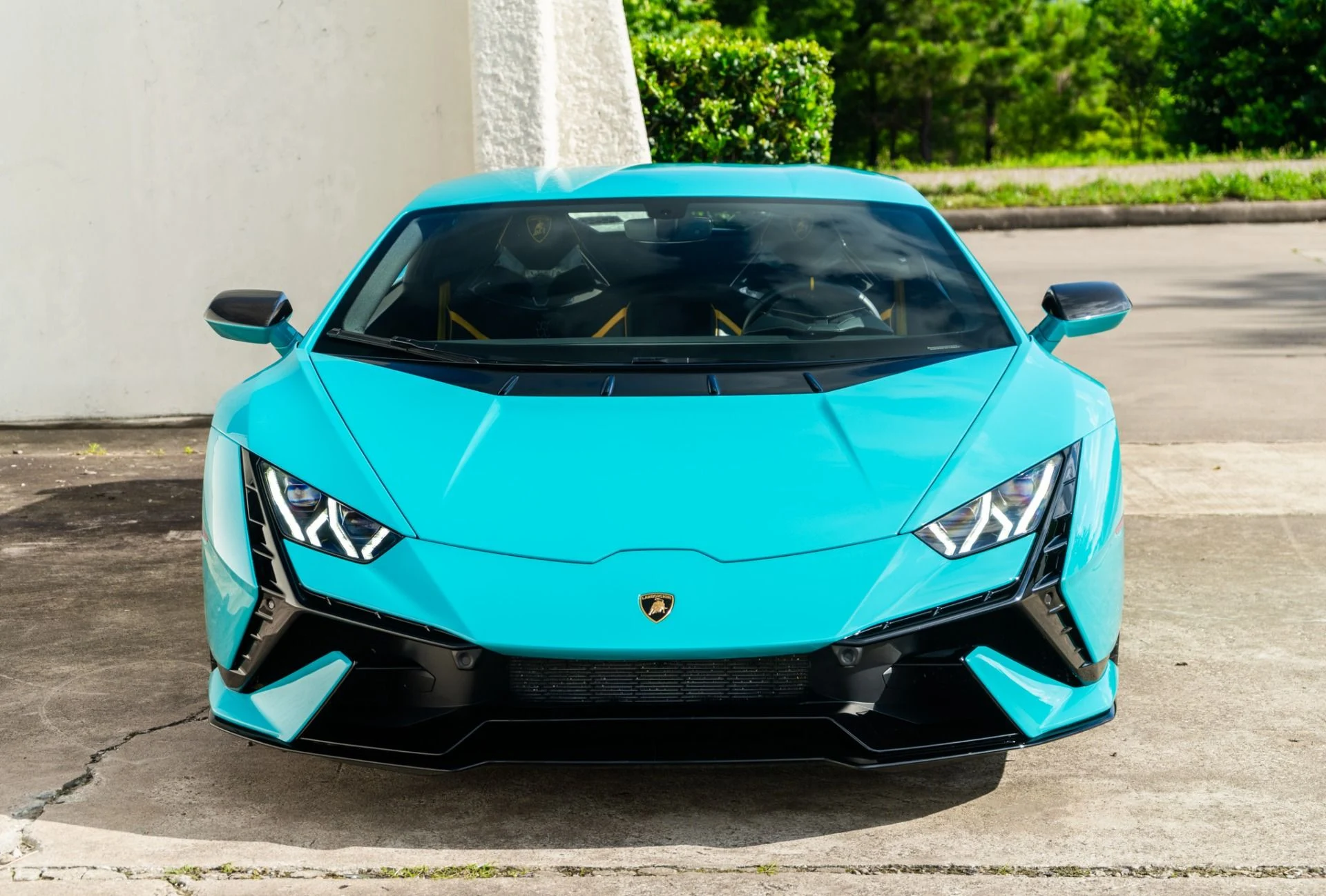 mph013_1244898293_Used_2023_Lamborghini_Huracan_Tecnica_1779493842_2a22e45d5b