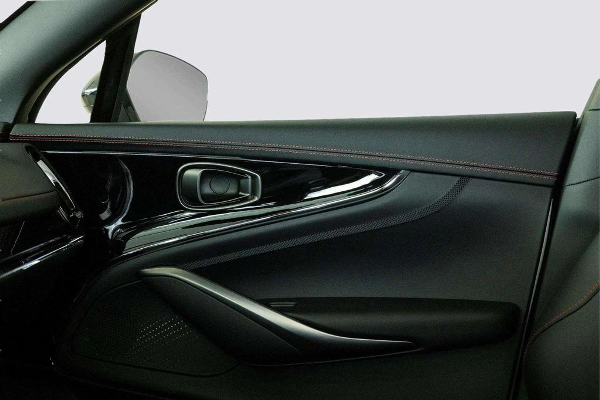 mph013_1251940193_Vmcem_KU_6_J36_X5m_Yr_V8qx31_N33b_Y_2e093c4686