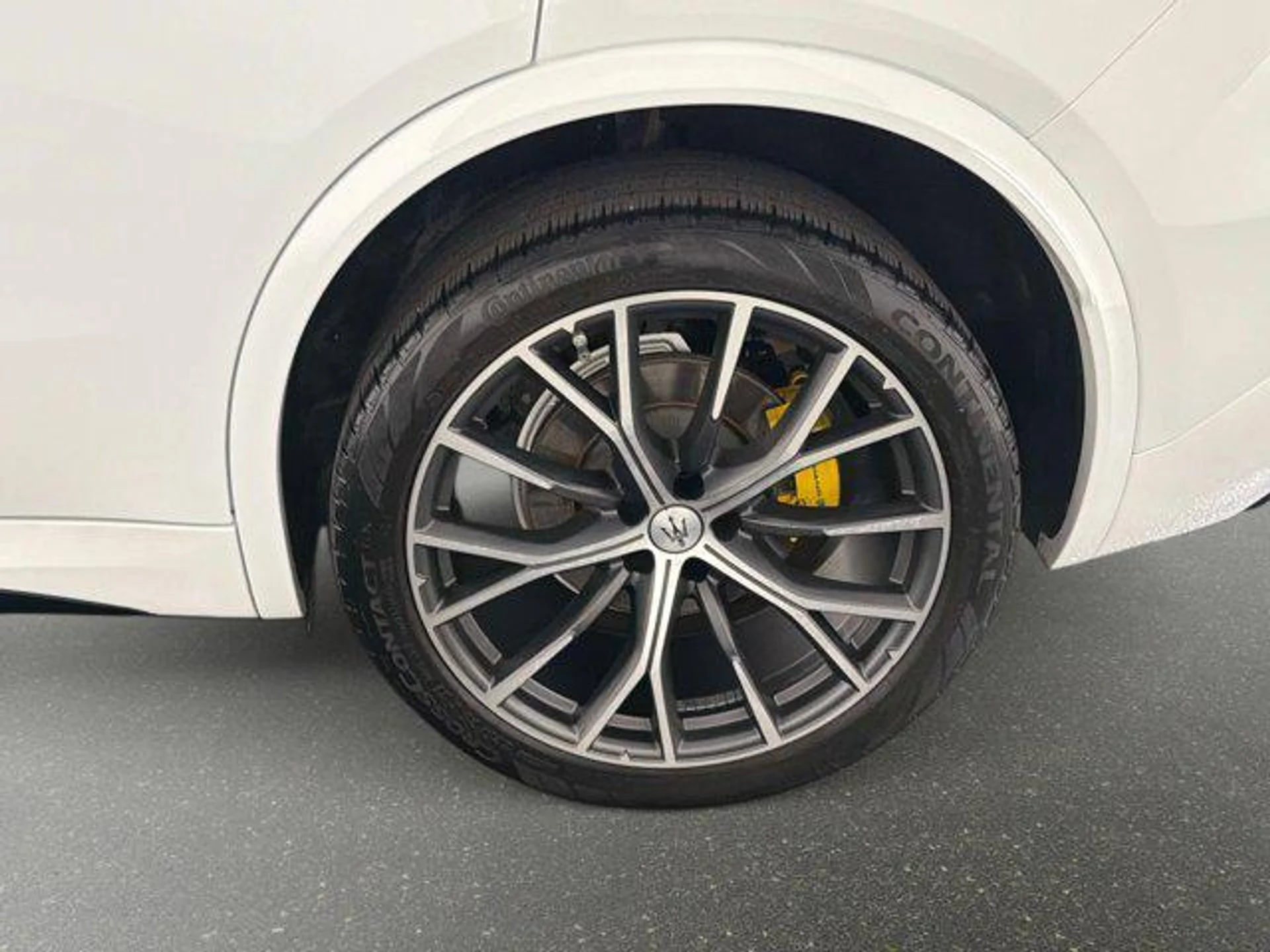 mph013_1254874609_Di_QB_Vw_YWWAA_L_Ws2_GRR_0_DVIC_2_JM_79f50f9492