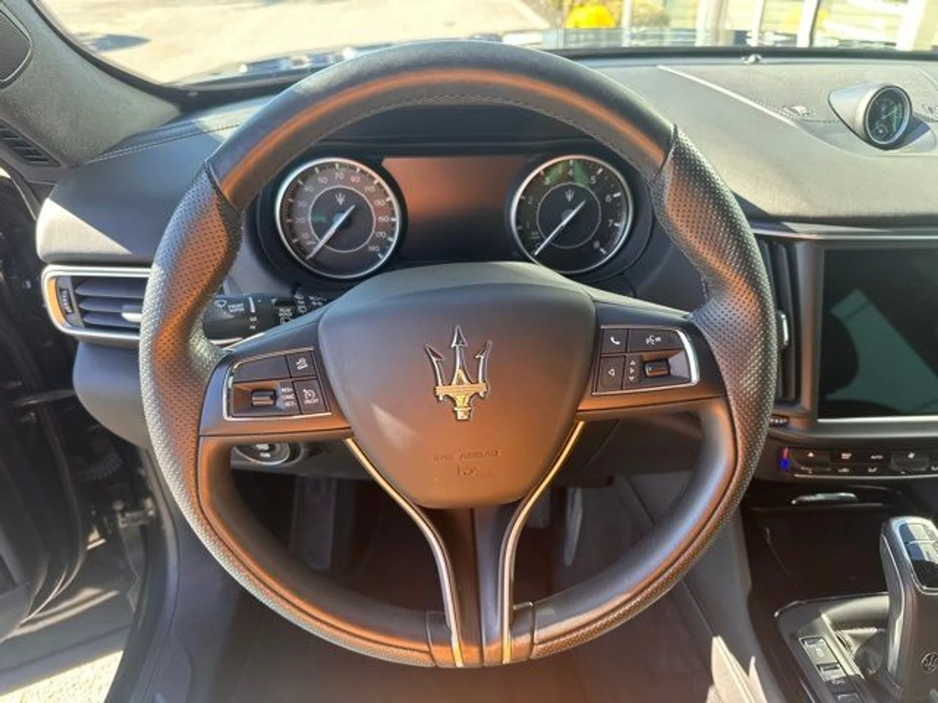 mph013_1256960185_e9cb53e45189f0eea58185b01d9192ca_d07c220766