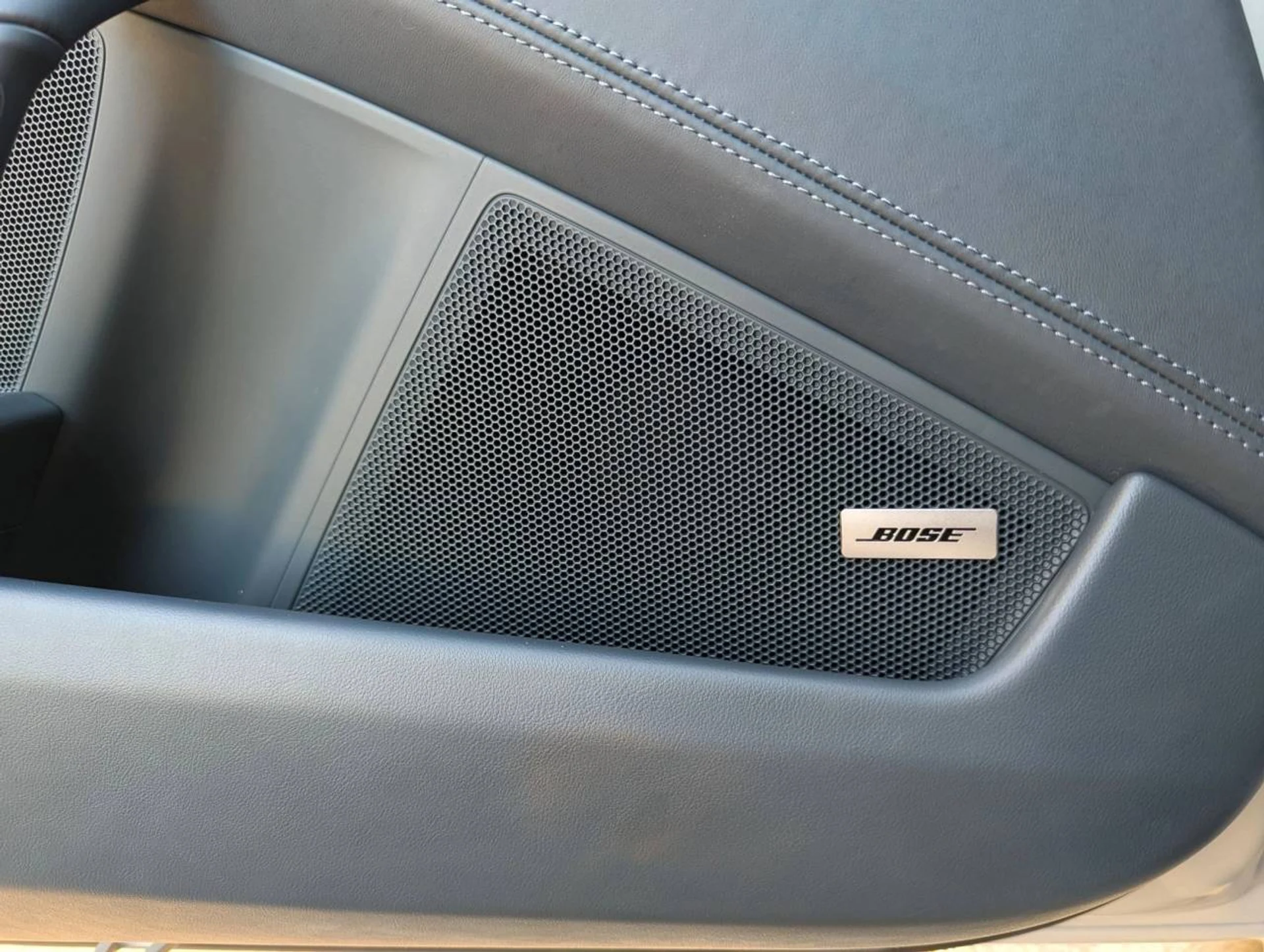 mph013_1257034543_0bdf6806bfe3945a22b94cd856e00edc_02287cd10e