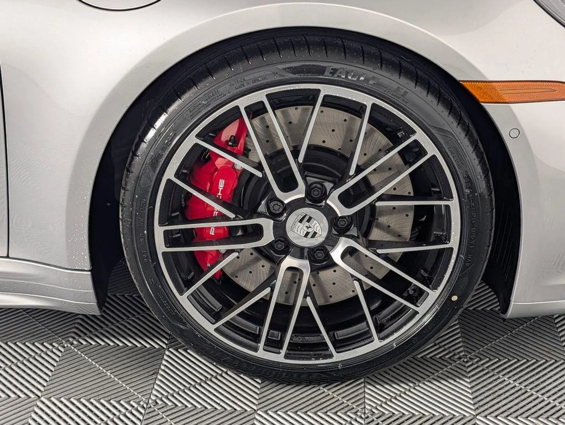 mph013_1270005424_Iq_MSIU_Xv_Rcm_YKX_7abe_Wzzt_A99_XM_8b4f9a662f