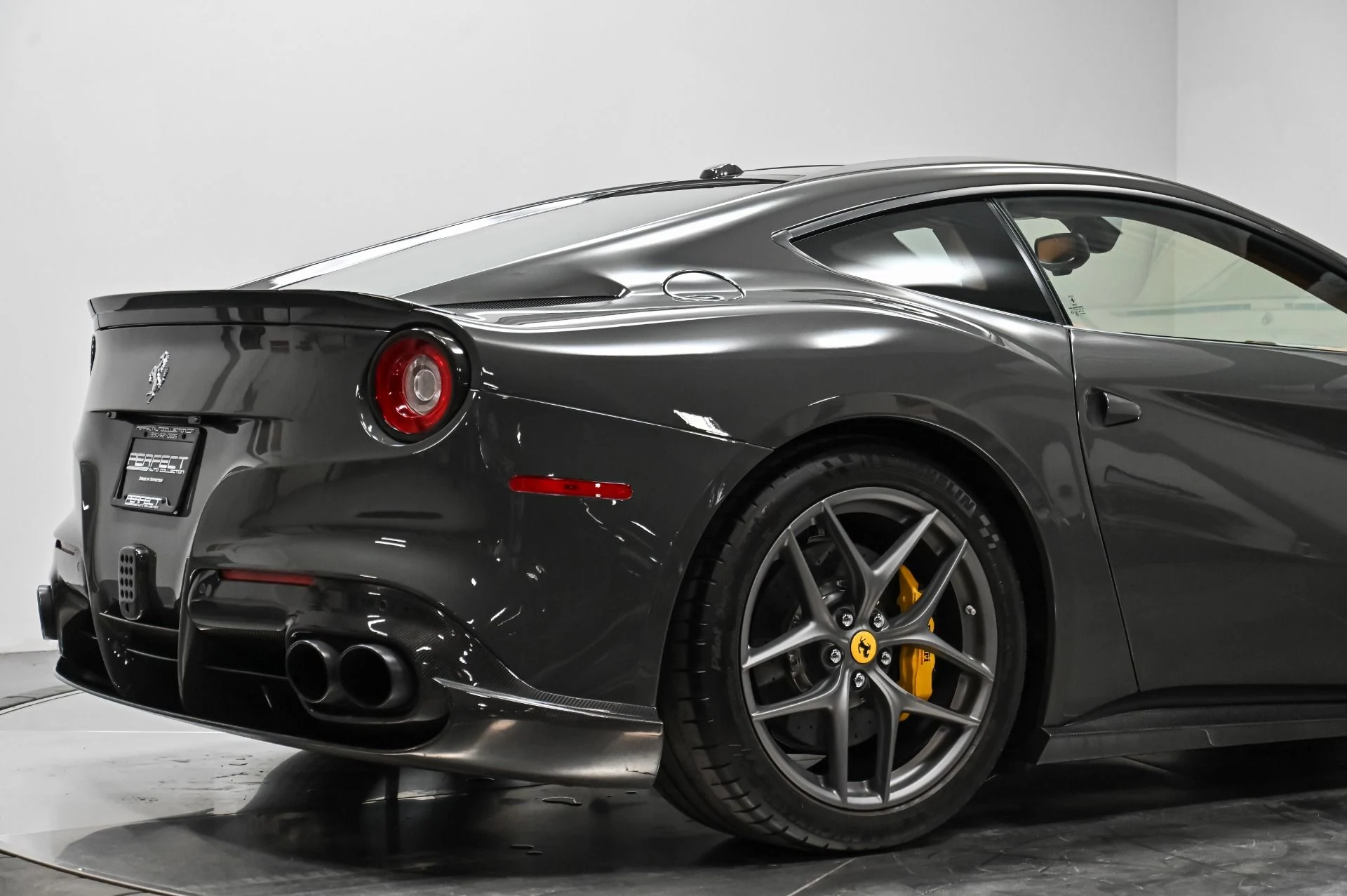 mph013_1270673834_Used_2016_Ferrari_F12_Berlinetta_1756933950_6034e7f7a6