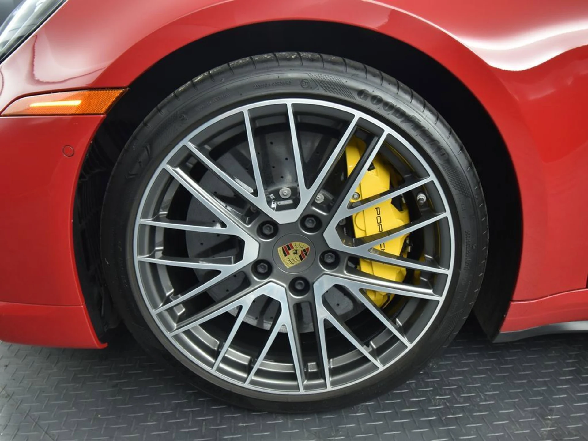 mph013_1273886029_5837ac53b520bc3fb9bdb631d19f8818x_8bd9ee9196