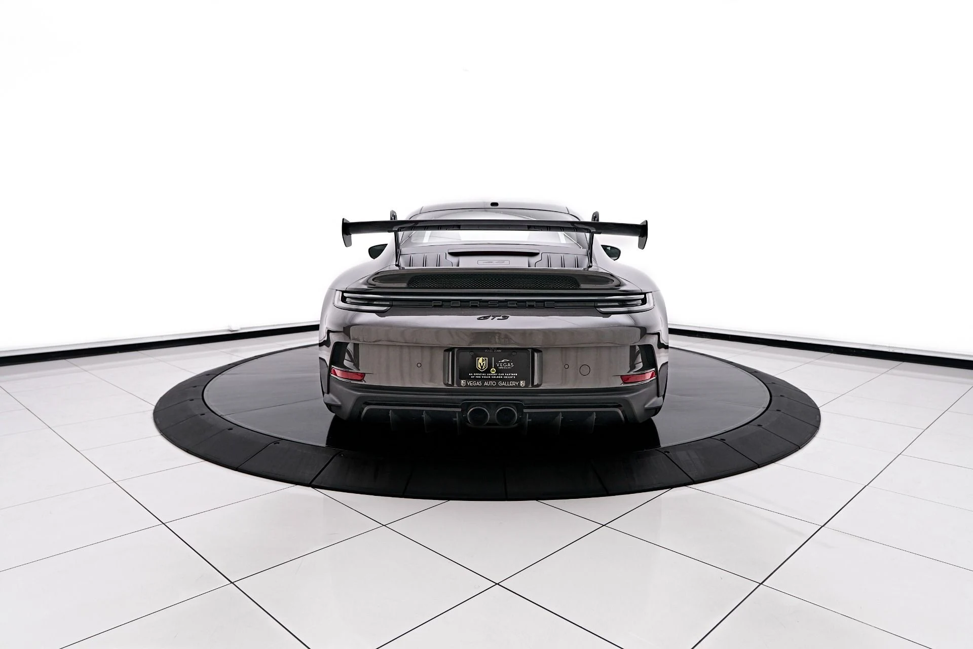 mph013_1274804337_Used_2023_Porsche_911_GT_3_1754443655_c8ea3125d1