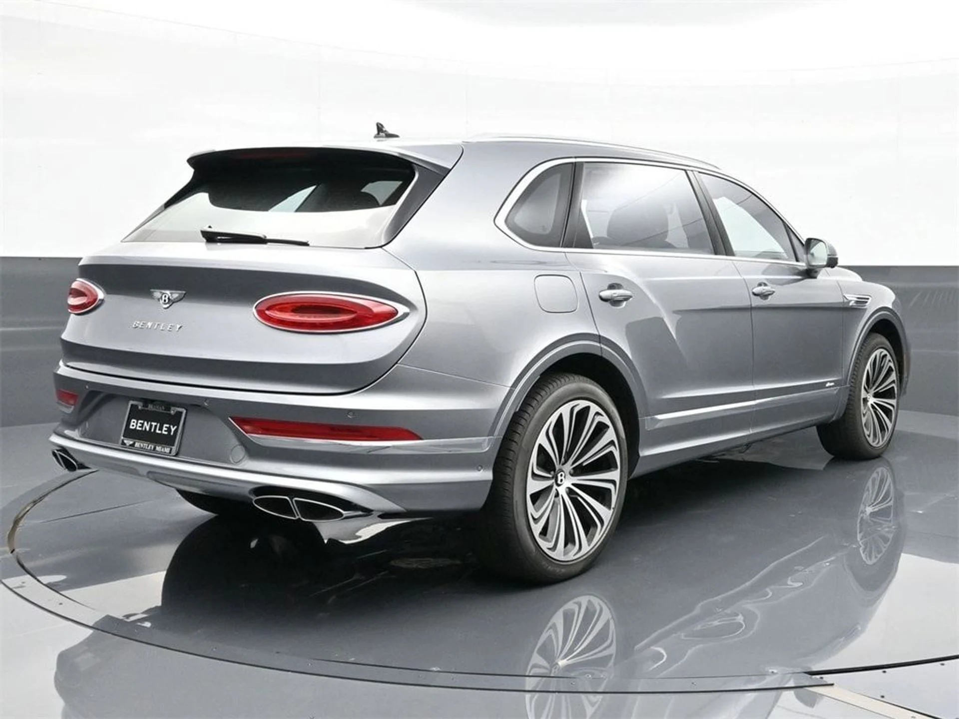 mph013_127842698_e6e3712718b2903a6f2aa05b1c6454d7x_a6c4891059