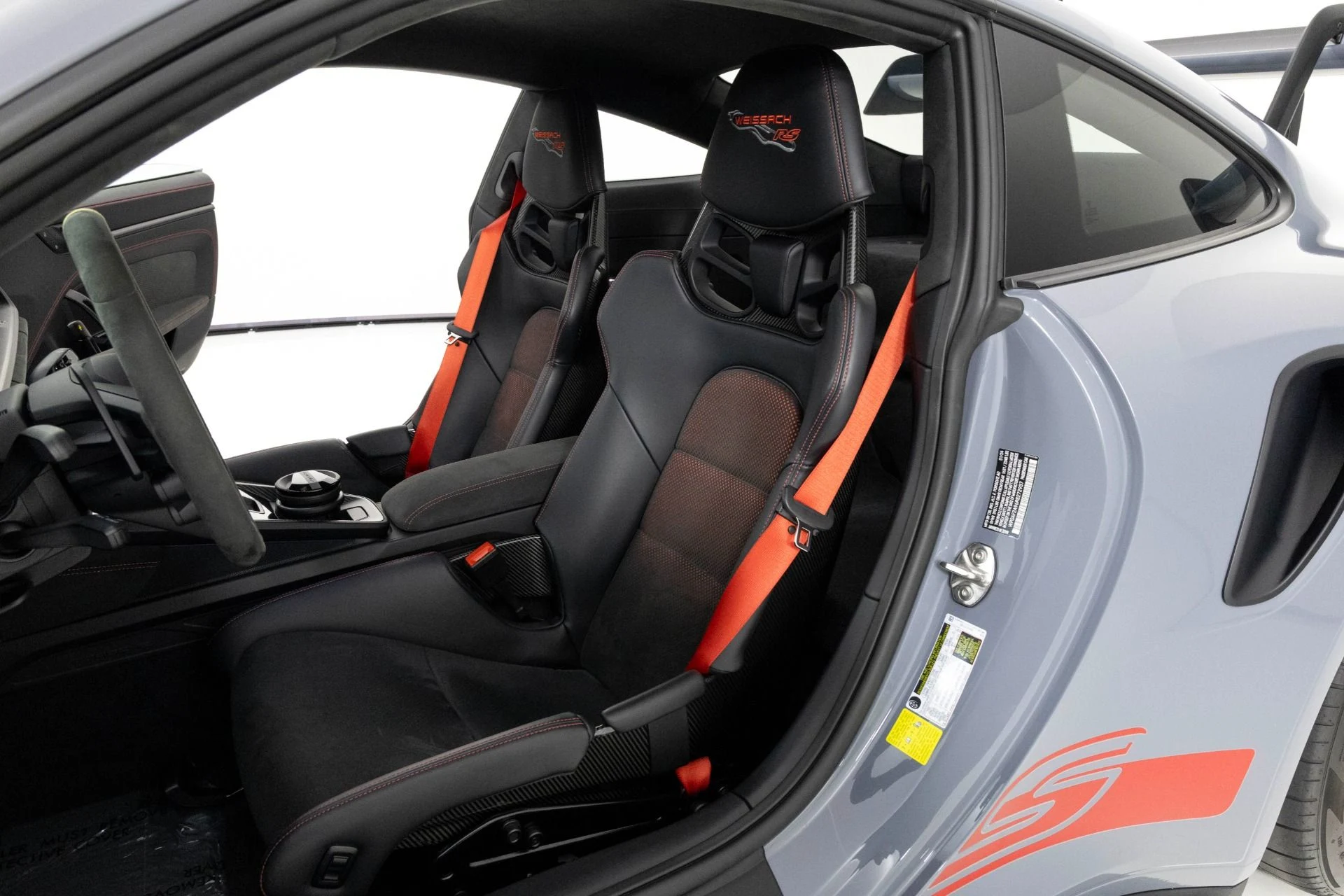 mph013_1279070782_Used_2024_Porsche_911_GT_3_RS_1759531864_87e82c3db9