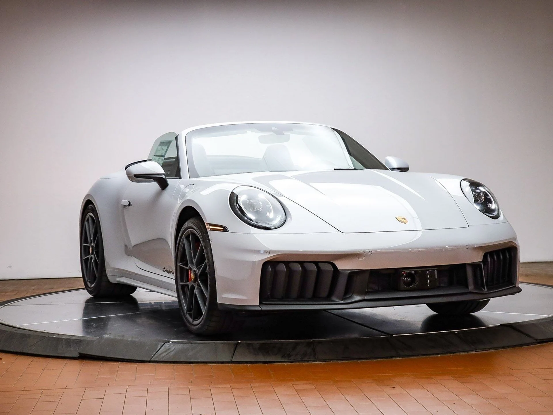 mph013_1280546935_7ca557b02f1177deafcd2a42c3ef00c8x_a1db28e283