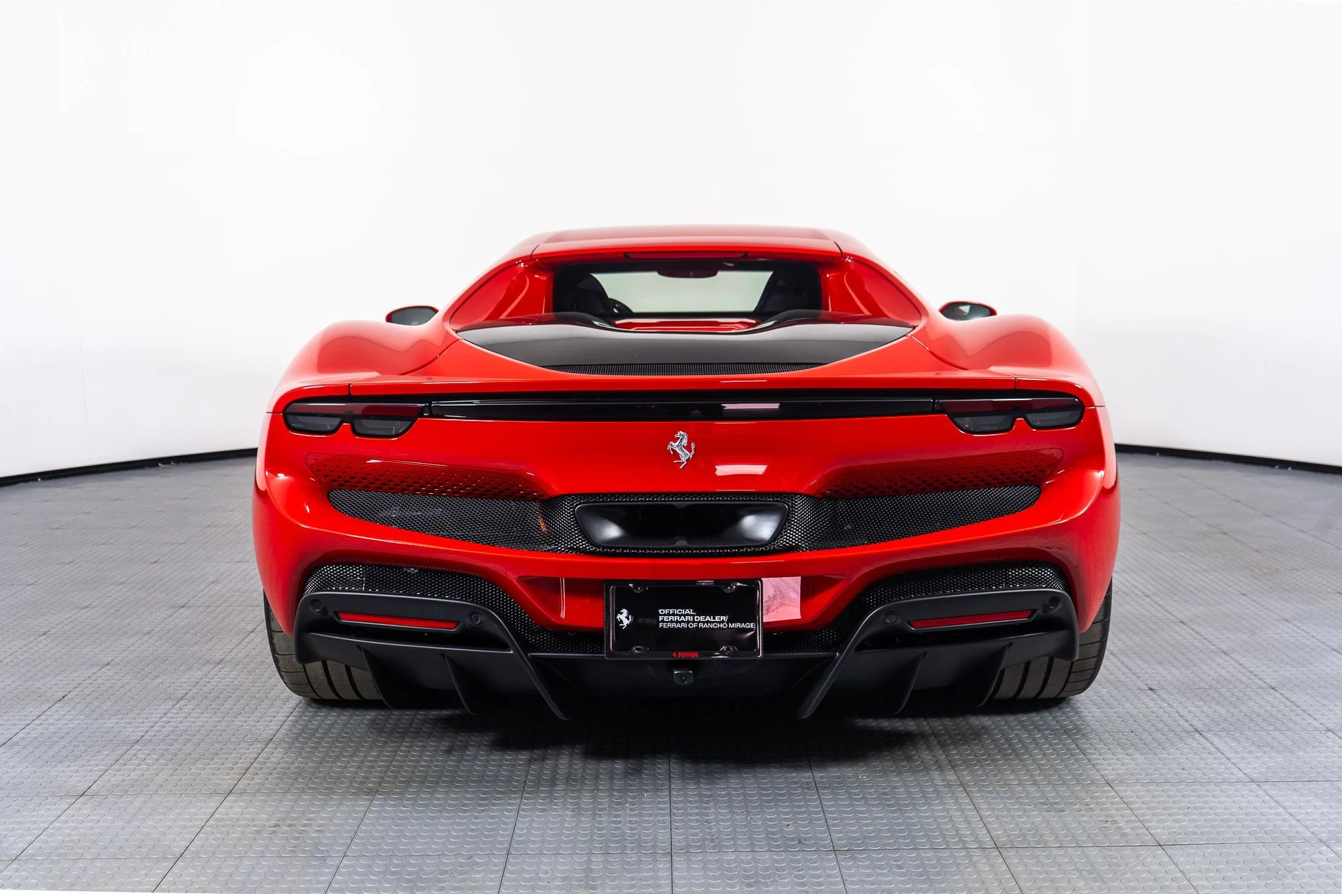 mph013_128603207_f1df89fd_63f4_486b_8d2b_abaaead55eea_6c454cc4c0