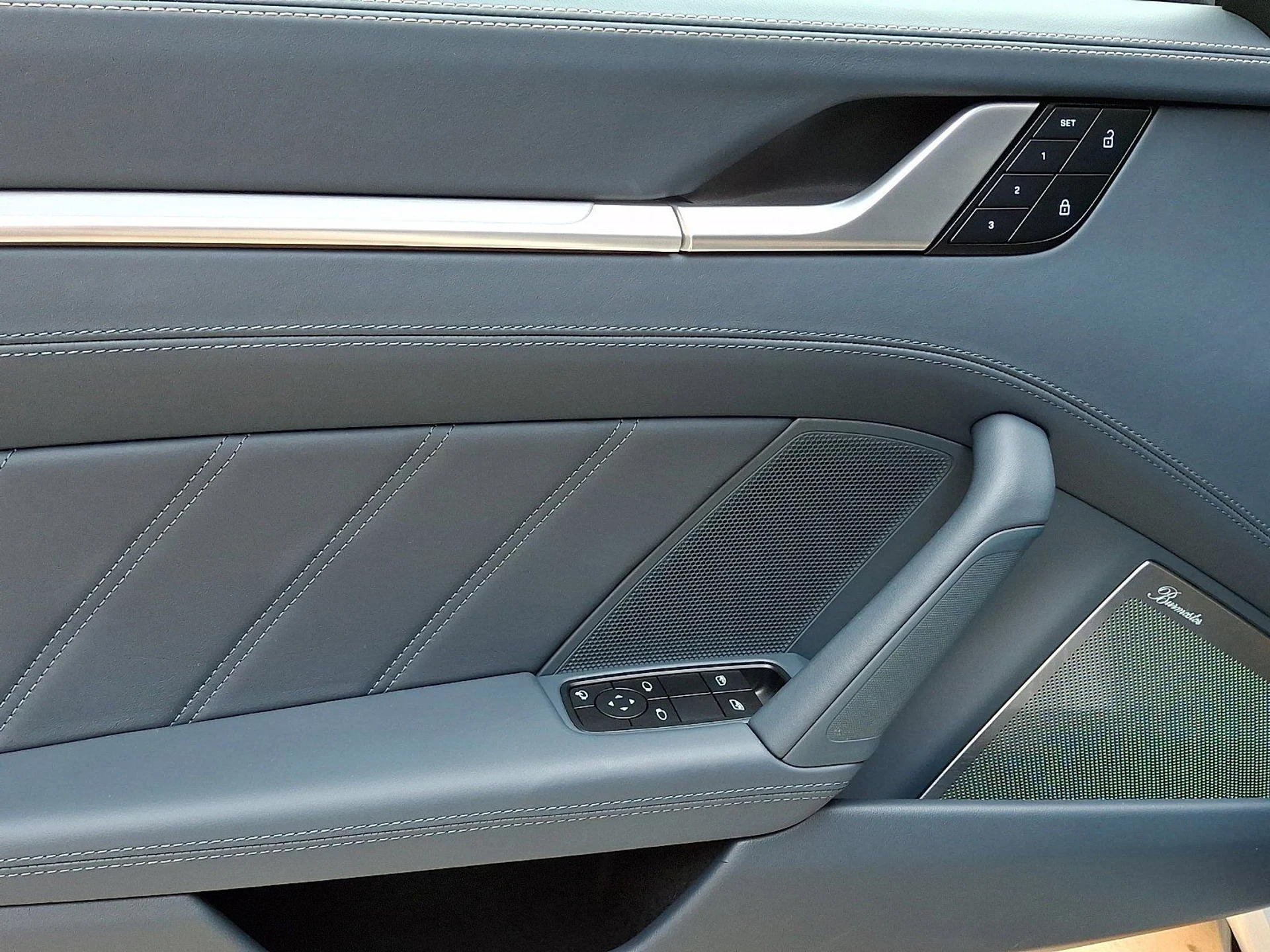 mph013_1291228680_a9f75a050e65558f90f0e4cb0019b716_a0f0f26947