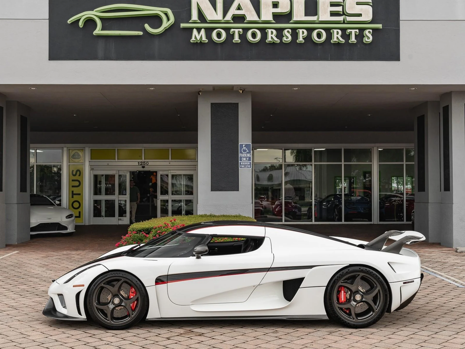 mph013_1294399767_Used_2019_Koenigsegg_Regera_1757707806_1d827013d8