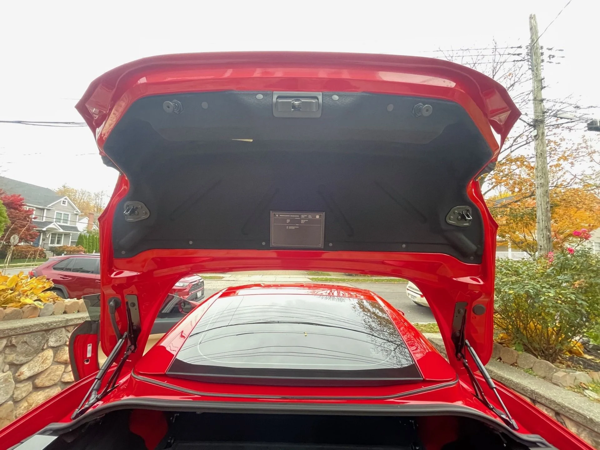 mph013_1294441686_Used_2019_Ferrari_Portofino_1763747011_2bc67981be