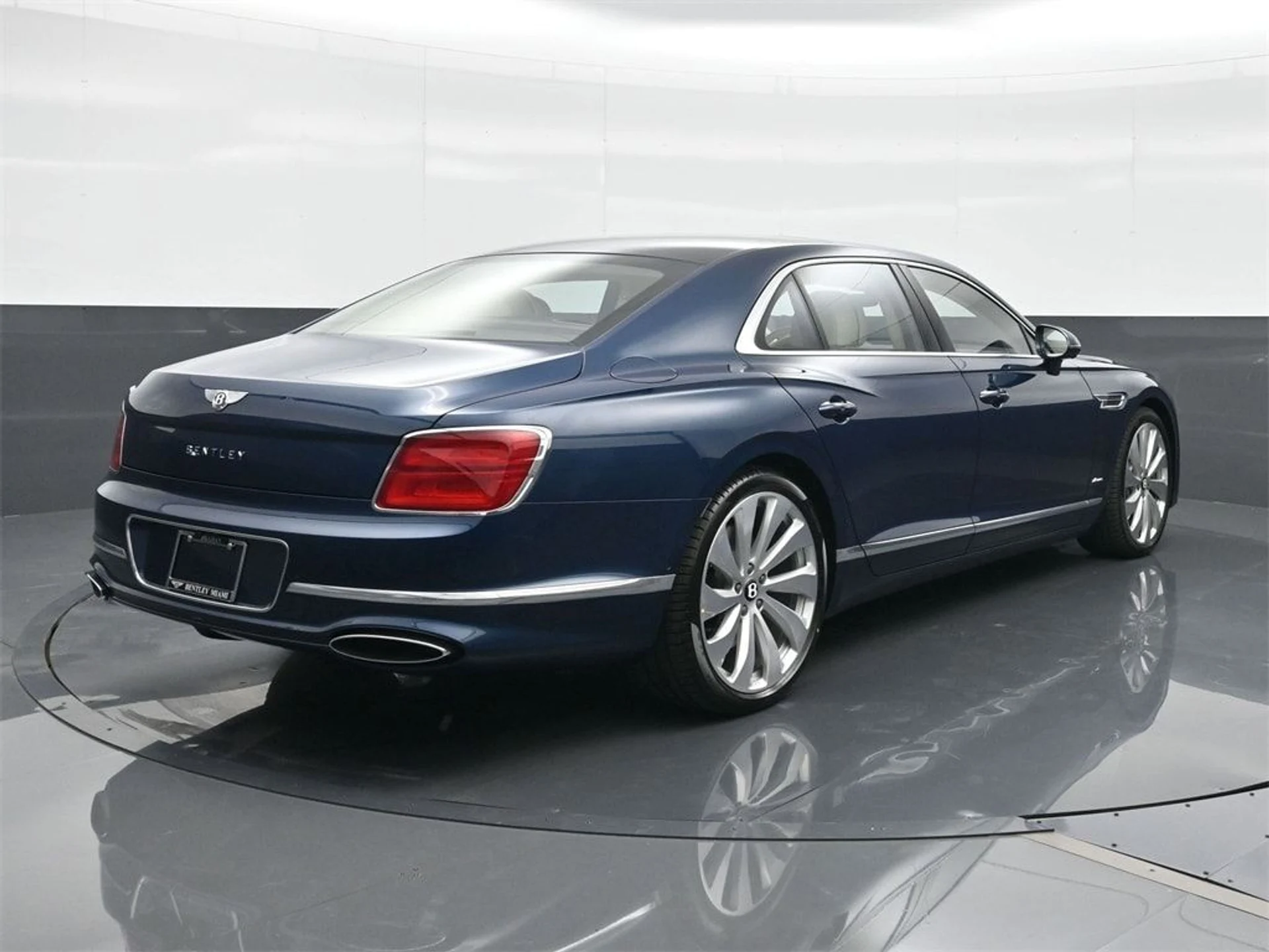 mph013_1299761384_891c86573862cdacd30fa3db08cd6b49x_2172dd2d75