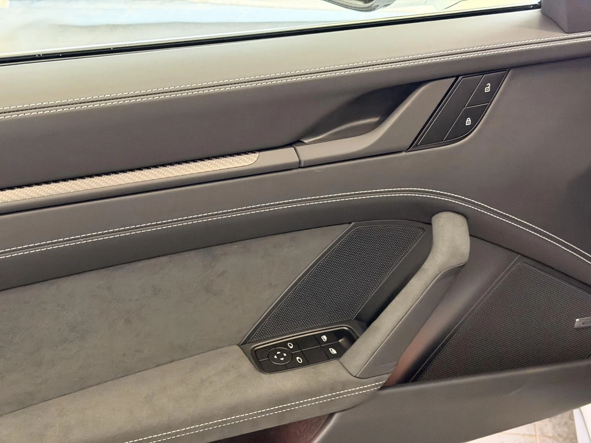 mph013_13019945_e6145a52609e96afdd9c8a2682128b49x_1c6d0df5e4