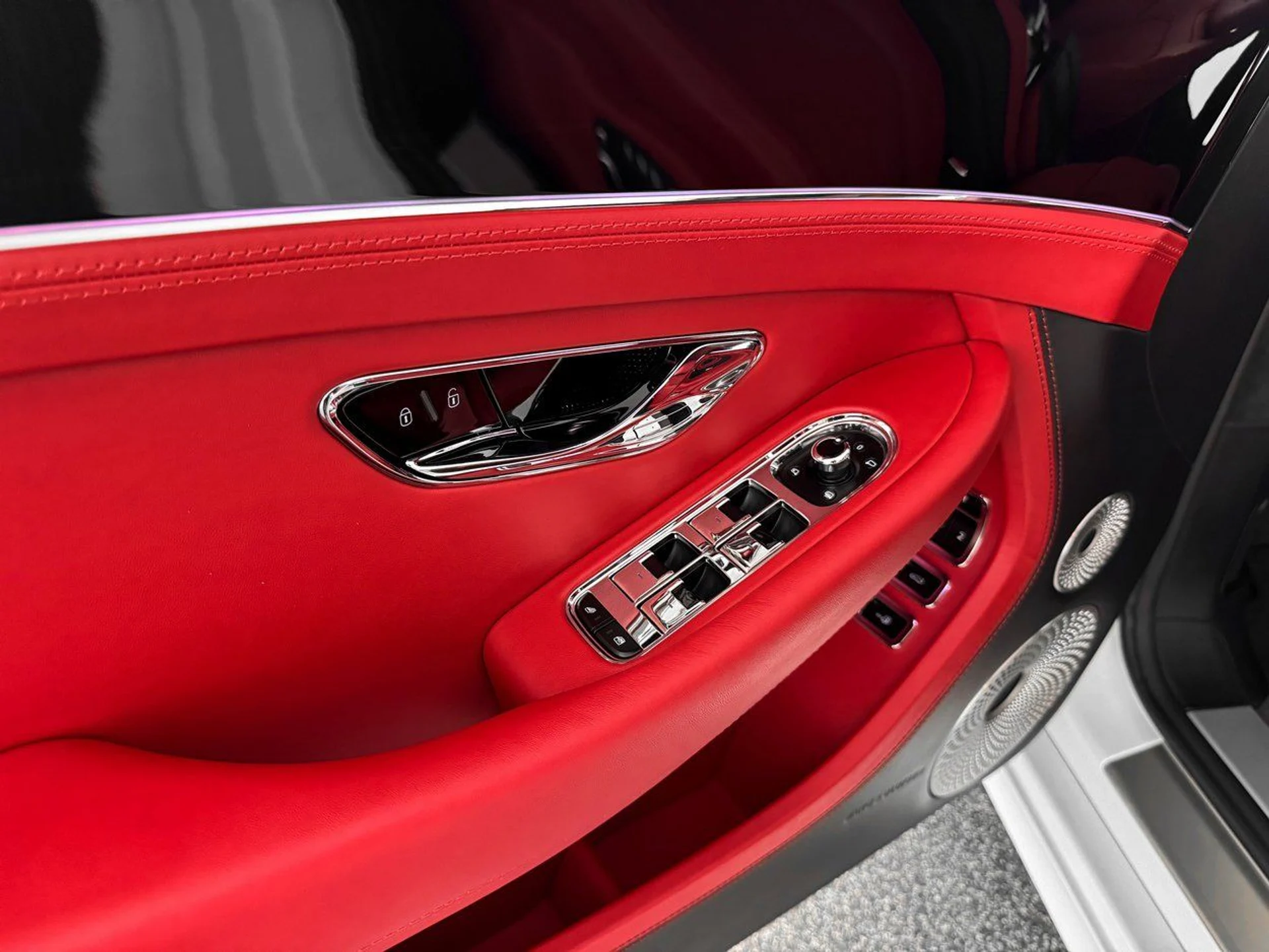 mph013_1306522678_2c233231e56d78628da036e880671543x_edbcef8496