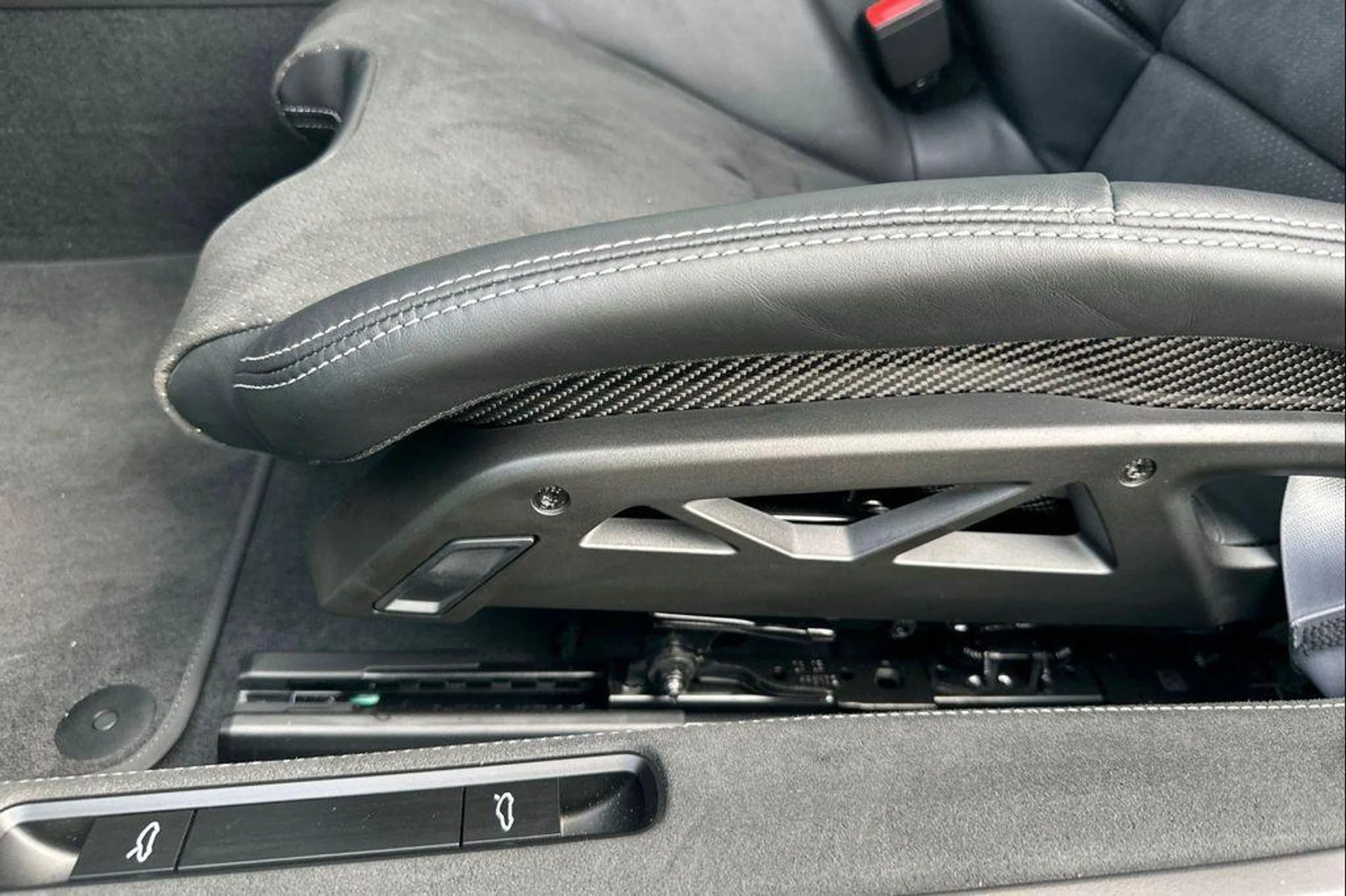 mph013_1312643704_Lawixa_HI_Xkm_D3xi_EFX_Axa_C_Ve_Wk4_301bfa1c7e