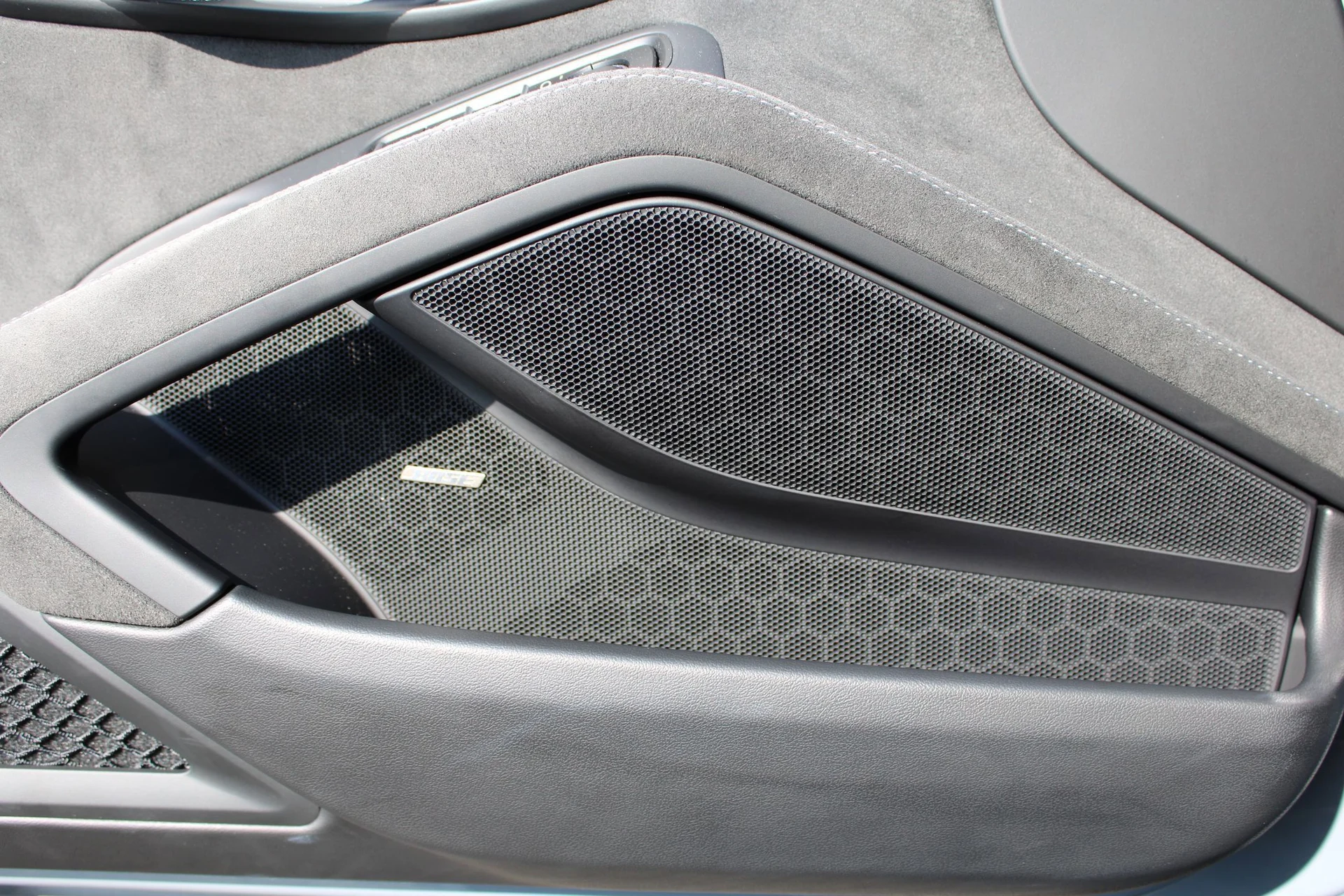 mph013_132330732_2b246011d64c9405056c5de565a3bf11_df339e42f9