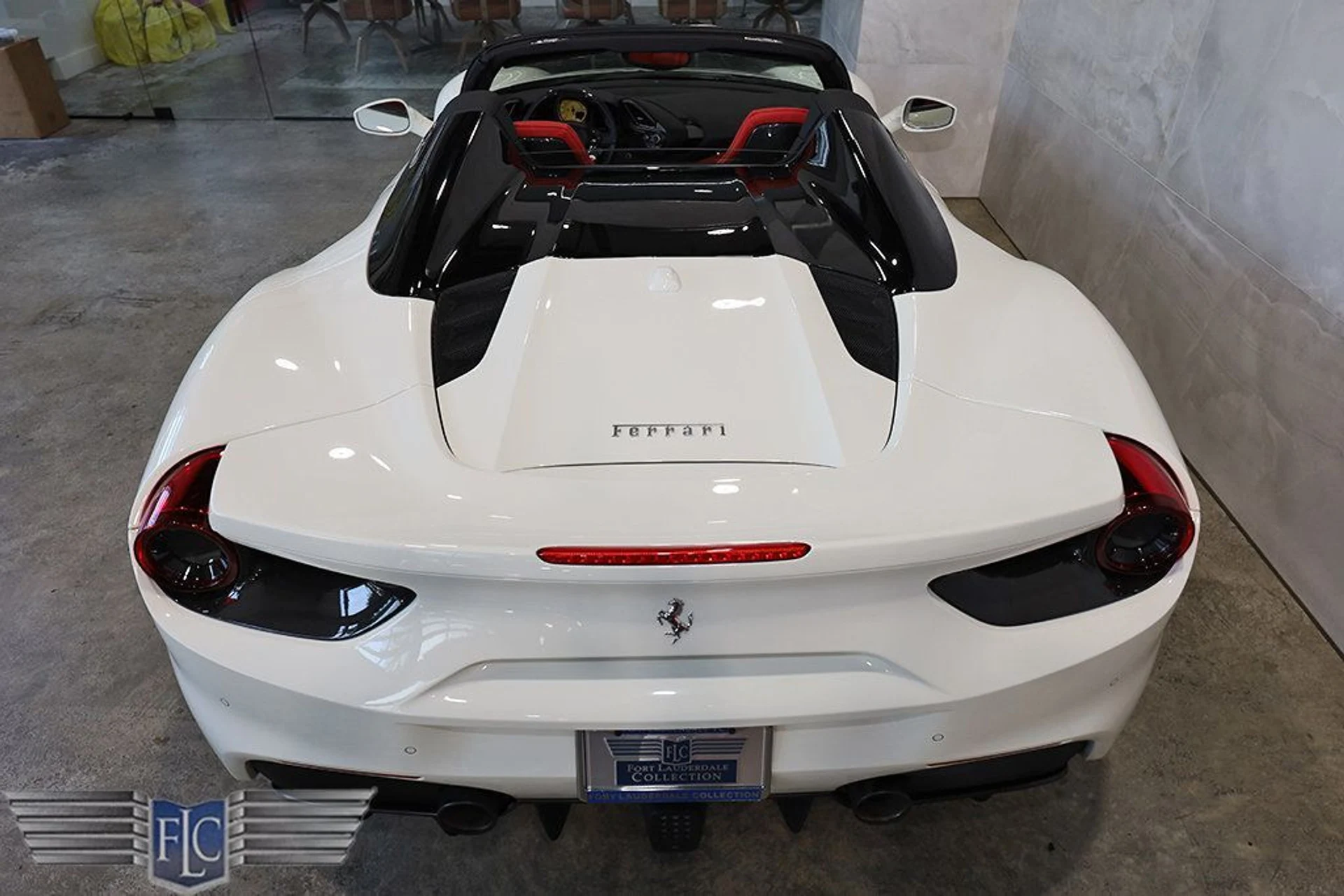 mph013_1325465105_used_2018_ferrari_488_spider_convertible_9689_23035381_14_1024_1f564bef49