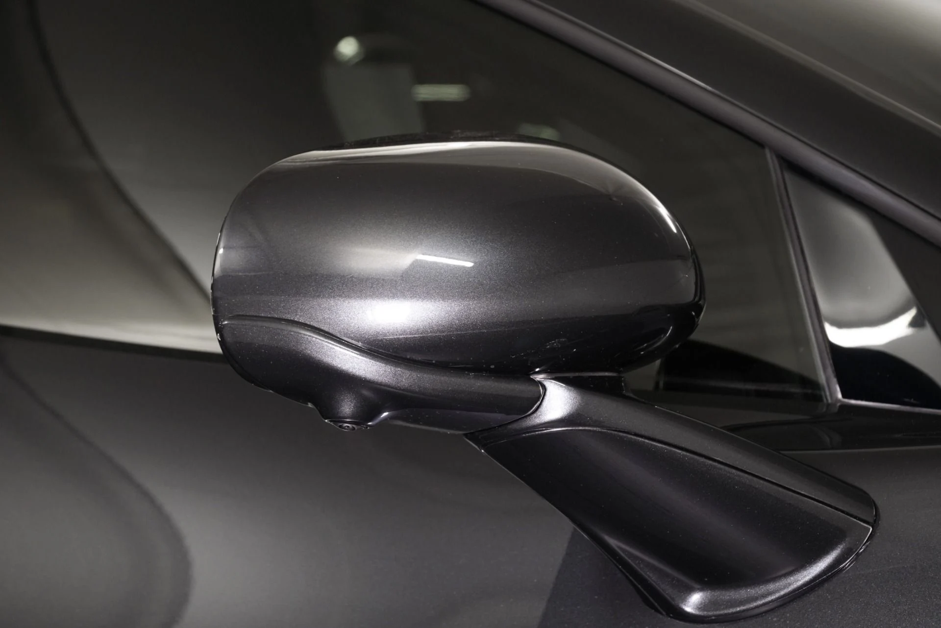 mph013_1334217476_Used_2025_Mc_Laren_Artura_1760457581_4746fabb6a