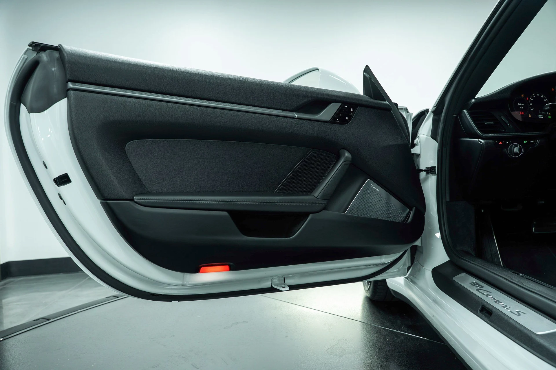 mph013_1335131850_image_14_72bef09011