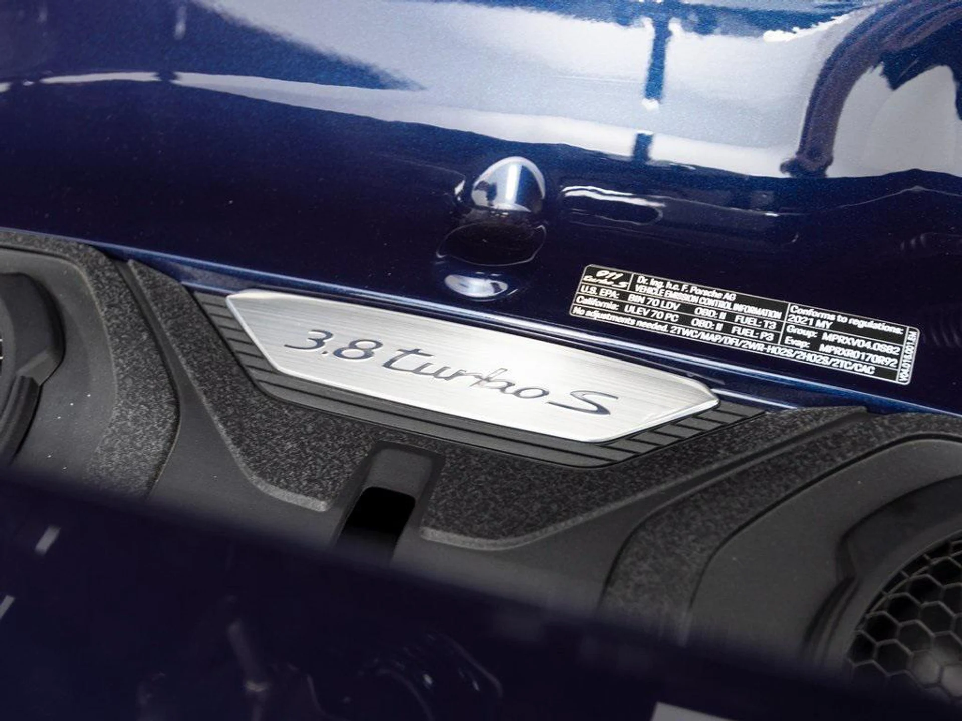 mph013_1335425396_bn_Hf_C0_Dm_IU_Vov_Oa_Vr_Dk_W4o_I_Mk_c049ef5929