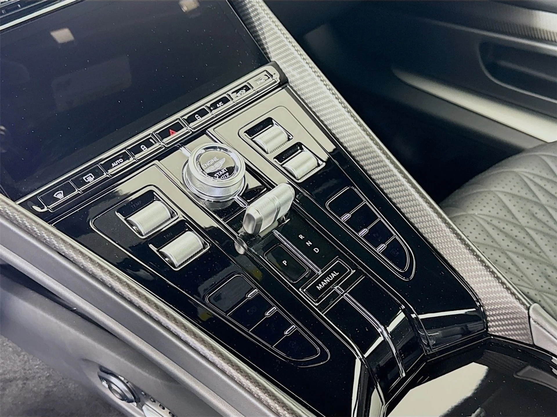 mph013_1345133923_79e5d95a90abec4911968fd62405d009x_2e3dcf2531