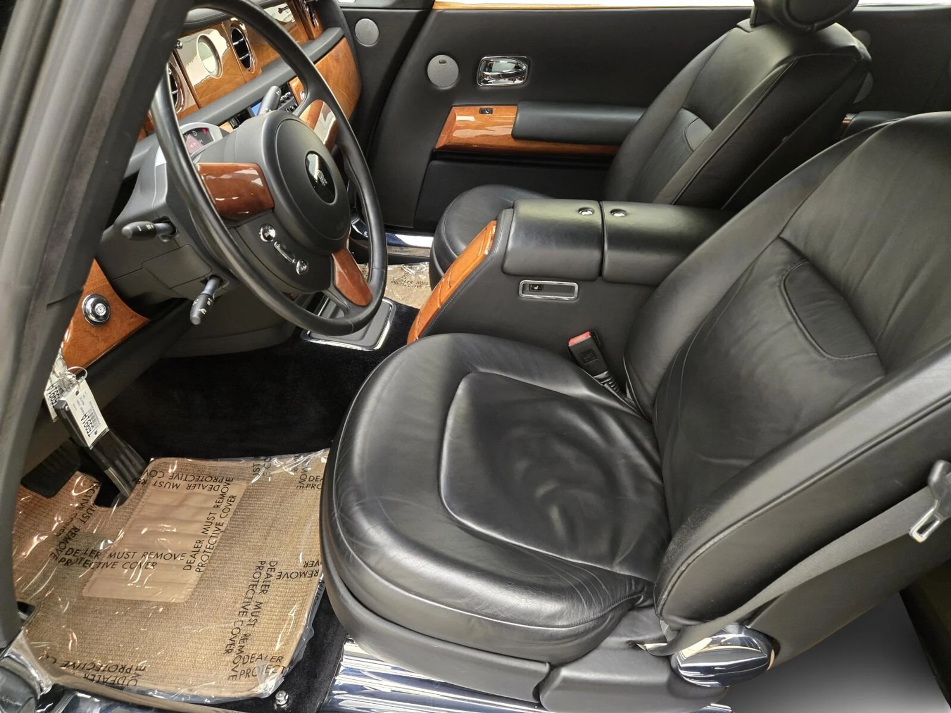 mph013_1346936981_Used_2008_Rolls_Royce_Phantom_Drophead_Coupe_1753162979_1f7ff361c7