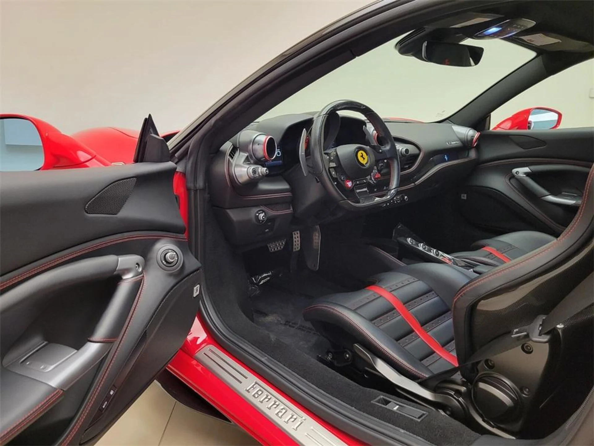 mph013_1353259262_Used_2020_Ferrari_F8_Tributo_1716042520_3eba5662fb