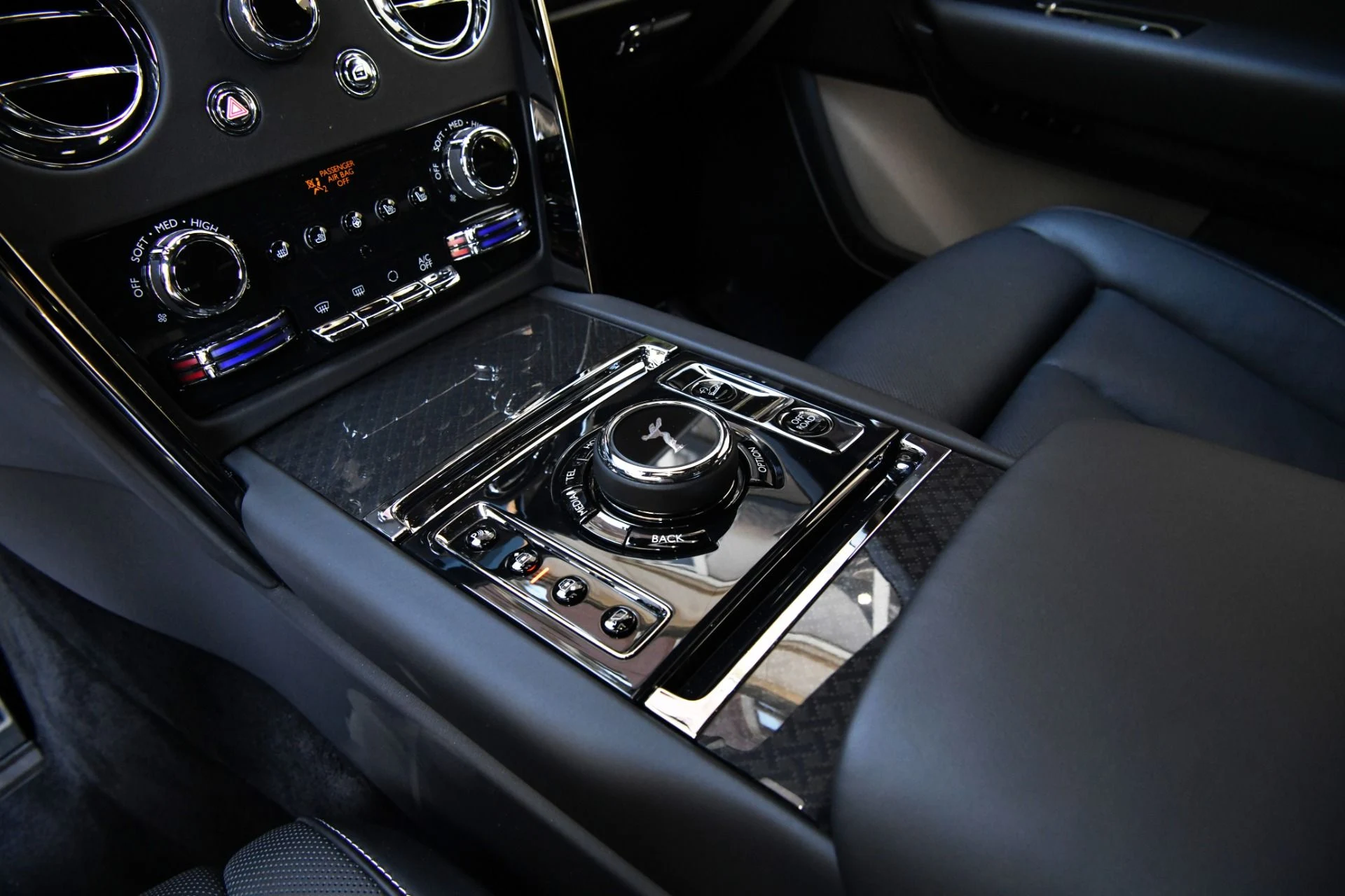 mph013_1354427434_11731_p15_l_ad1e9ea5c5