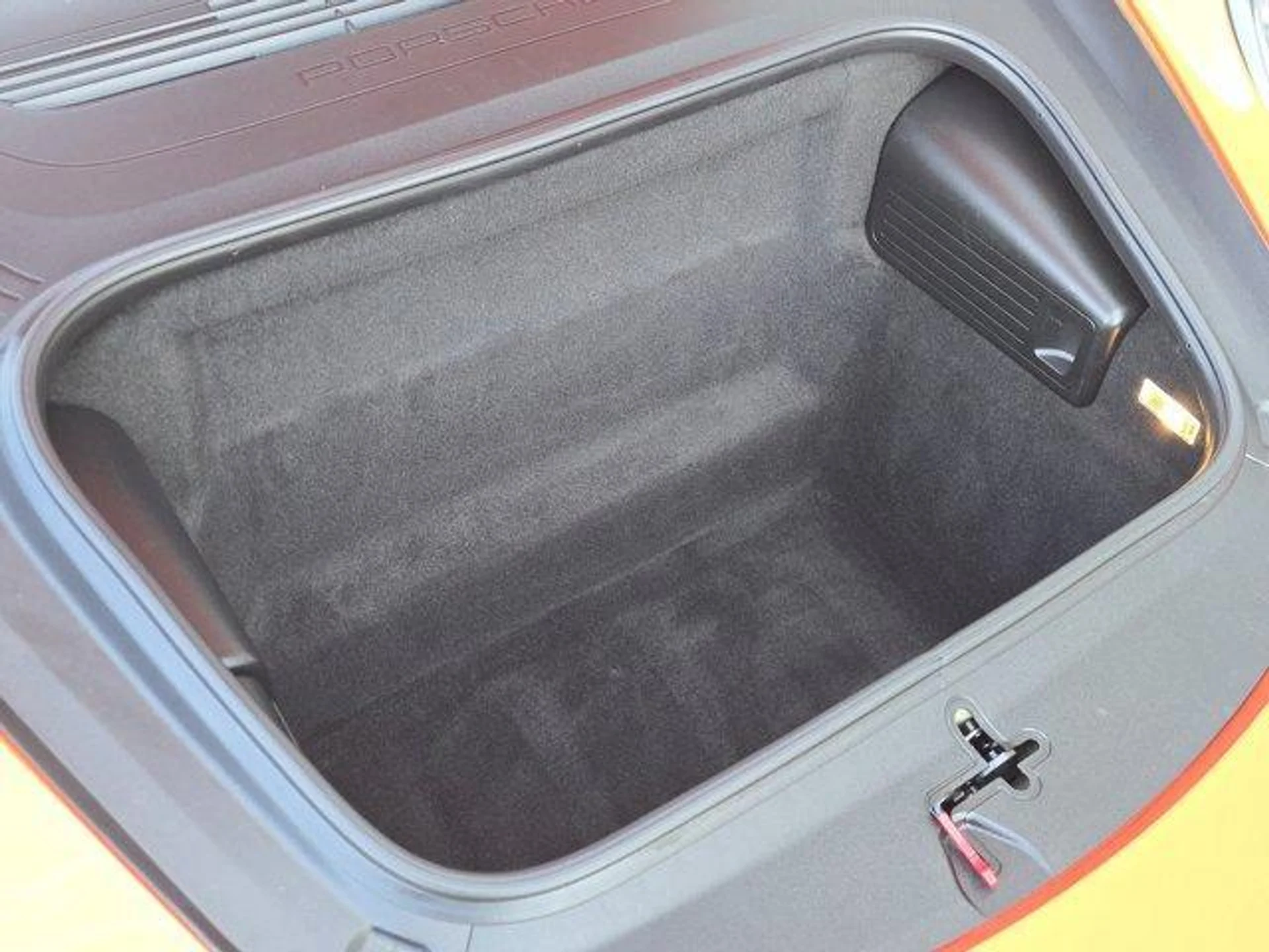 mph013_1358478717_cy_LKM_8_Qr6tco_I_Mhtp7_i_M1_R7mv_Q_1fa2bf6ca4