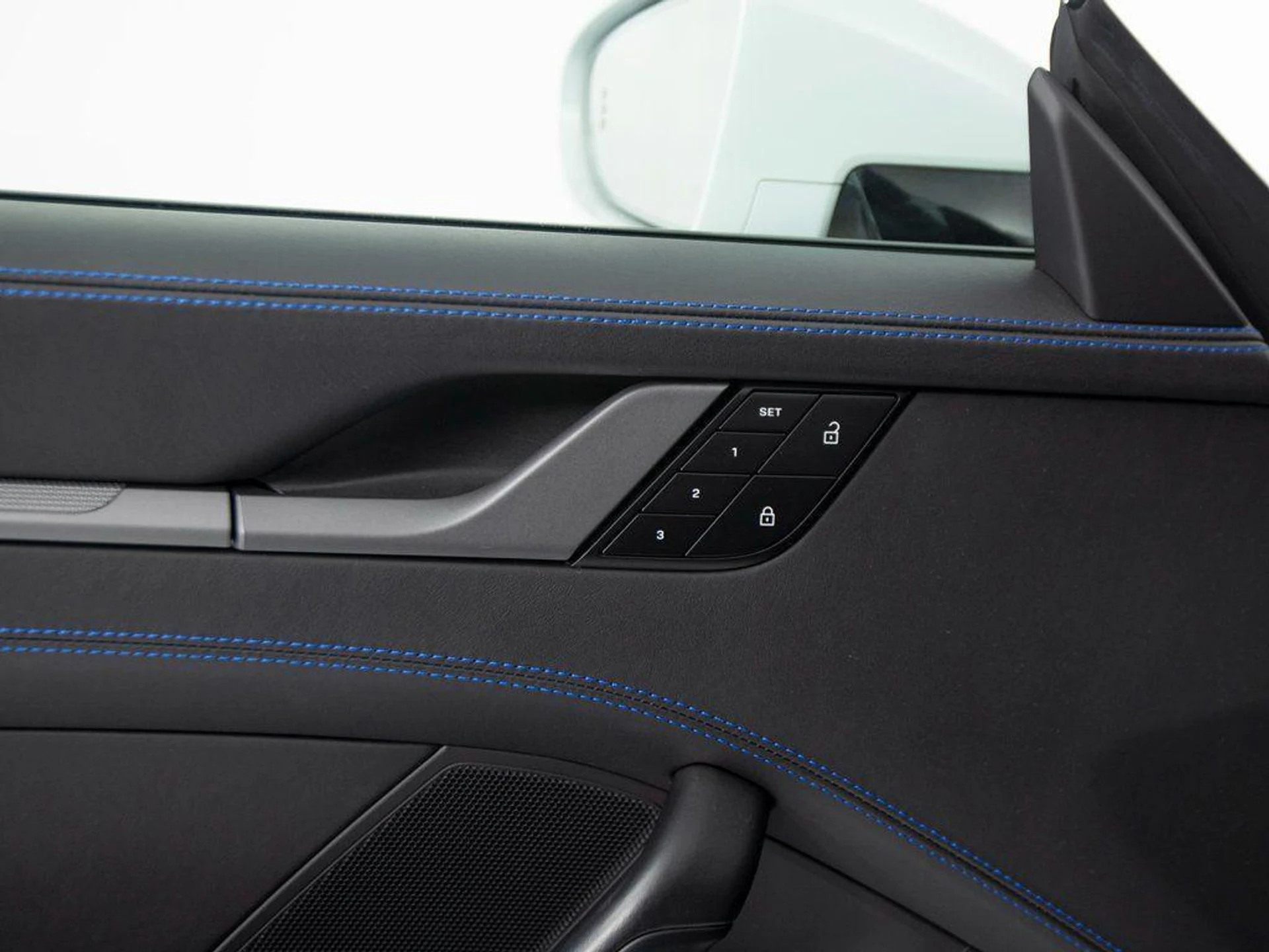 mph013_1361597231_S527_Kfqt_Oaoggsu73_Al1_Rer_Oa_Ds_50d951f2d6