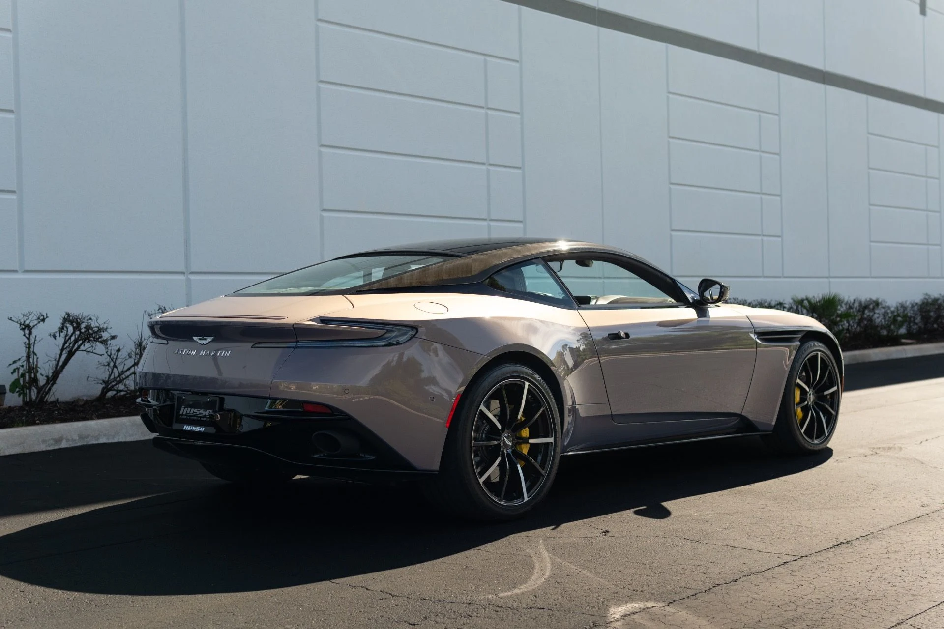 mph013_1361901490_Used_2023_Aston_Martin_DB_11_V8_1765580220_61c203030a