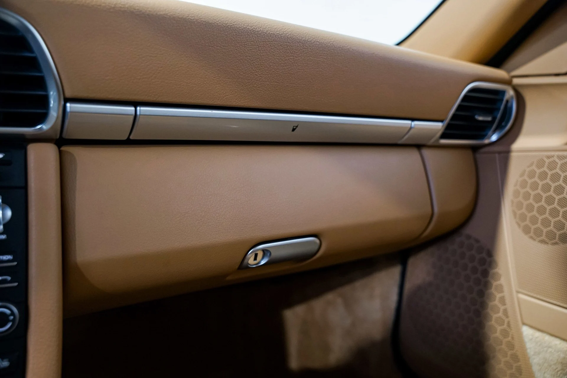 mph013_1380611846_59a45e804c14585b8a8d19672e502e9dx_ad75cbb6fa