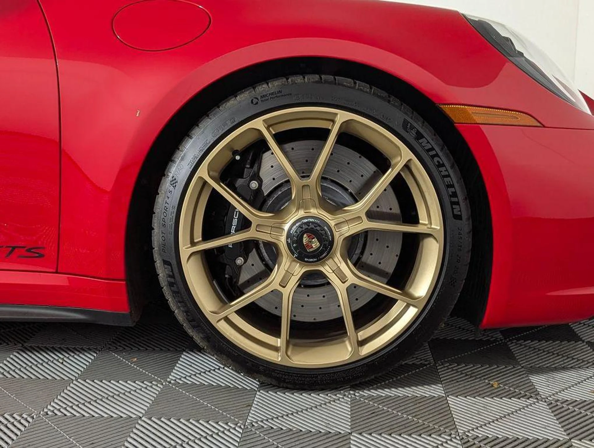 mph013_1383125638_wf6_Rpm_K6_C_Ty_ZL_Sw0t_rms5_Ebh_IQ_f9cd4e64f3