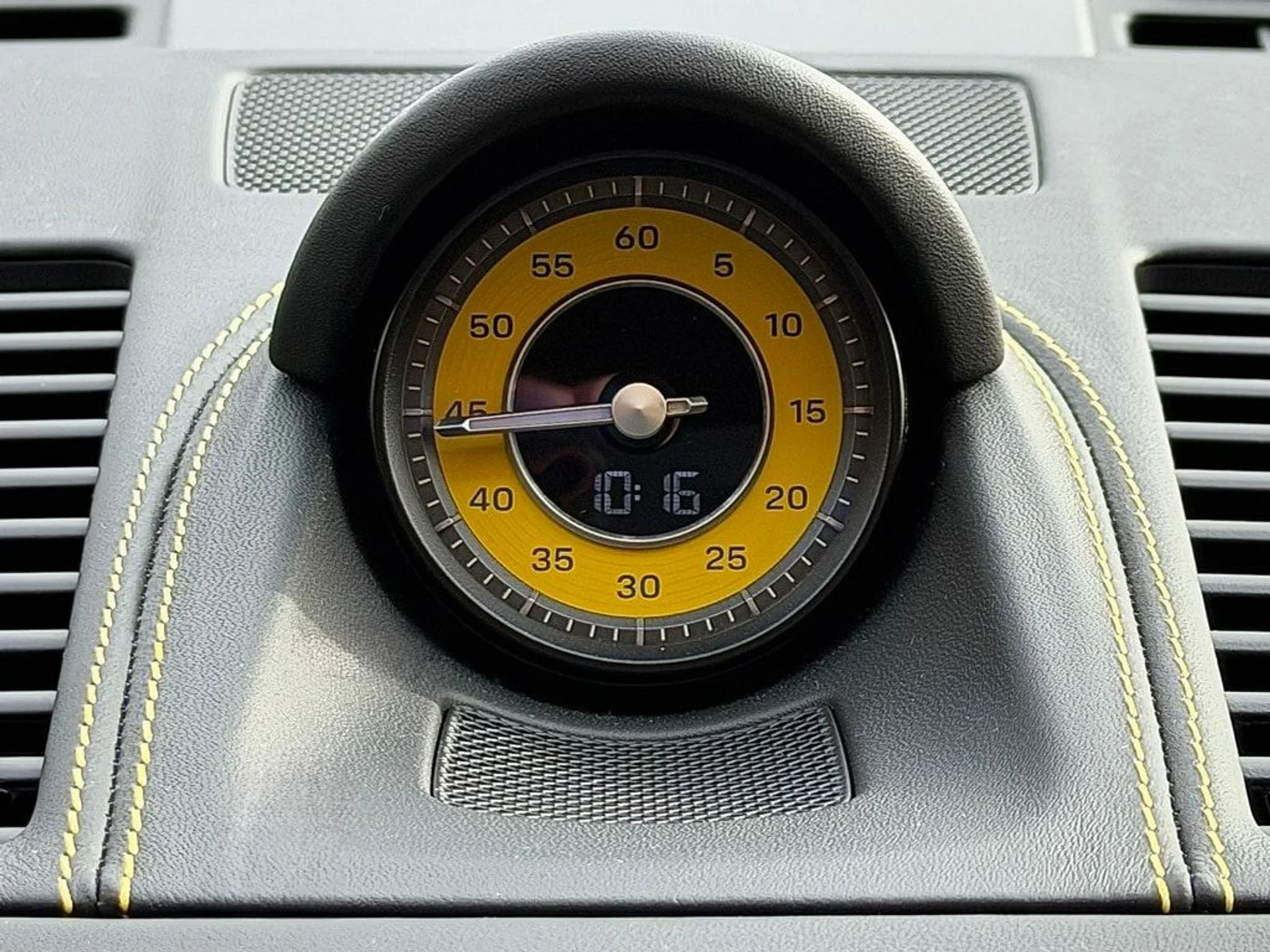 mph013_1389895875_86ee056e3154c0c5a072214b4609bd14x_1b04a9dee6