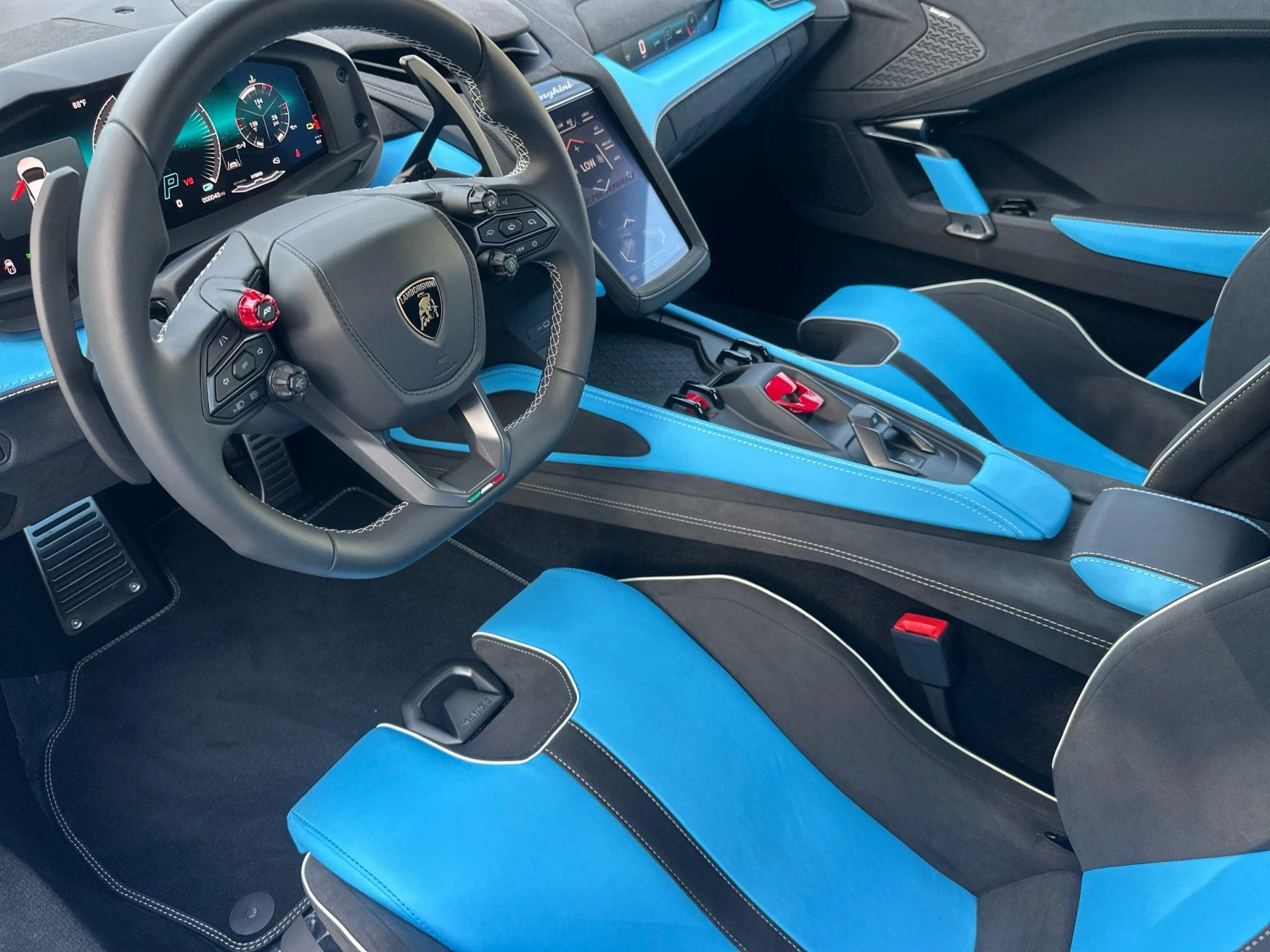 mph013_1394228339_New_2026_Lamborghini_Temerario_Coupe_1790268446_b8b44fbc75