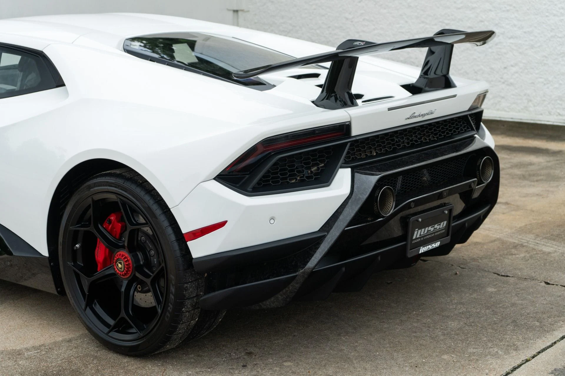mph013_139829097_Used_2018_Lamborghini_Huracan_LP_640_4_Performante_1784070593_889e61fe02