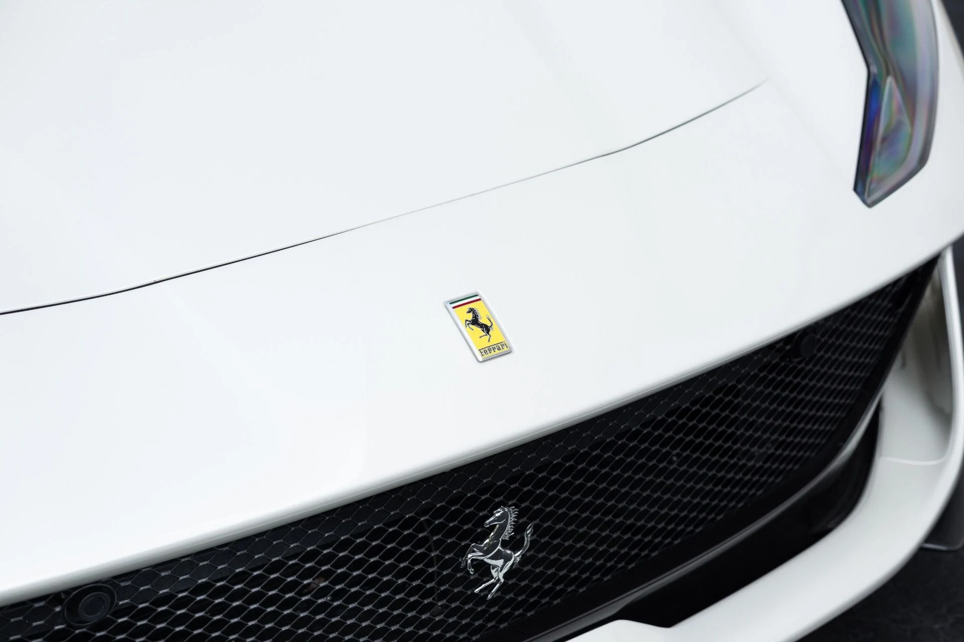 mph013_1412564702_Used_2021_Ferrari_812_GTS_1770760460_e4bff59222